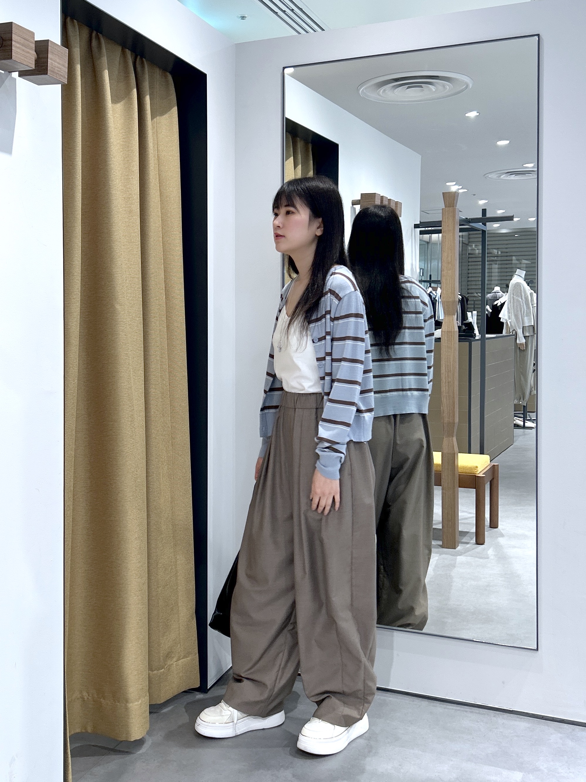 Renoさんの「INDIVI｜【一部店舗限定】クルーネックボーダーカーディガン」を使ったコーディネート
