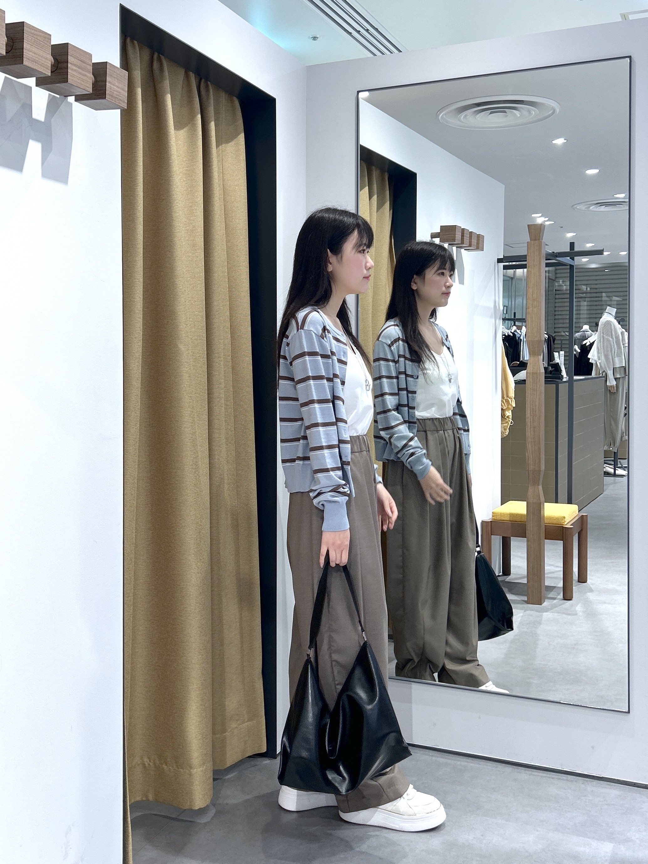 Renoさんの「INDIVI｜【一部店舗限定】クルーネックボーダーカーディガン」を使ったコーディネート