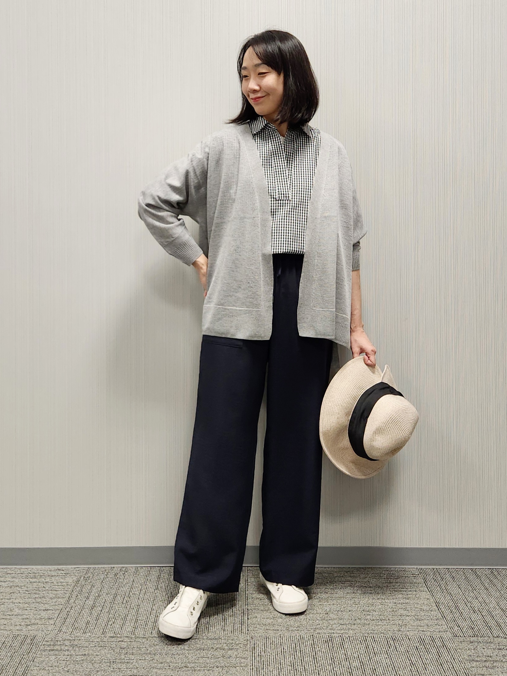 naraさんの「Dessin｜【洗える】ミドル丈シアーカーディガン」を使ったコーディネート