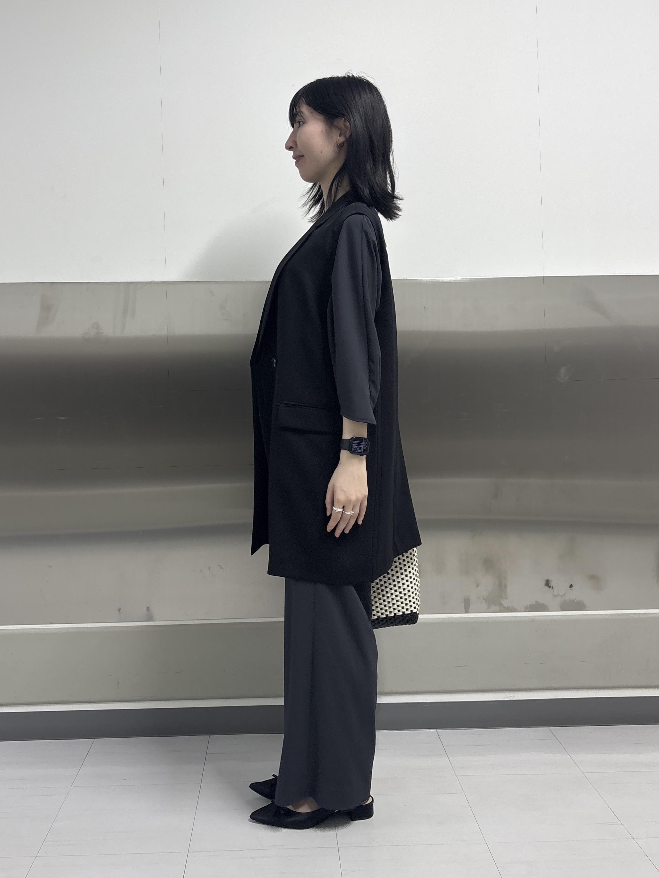 Yoshimiさんの「INDIVI｜【接触冷感／透湿／着る日傘】颯爽ジレジャケット」を使ったコーディネート