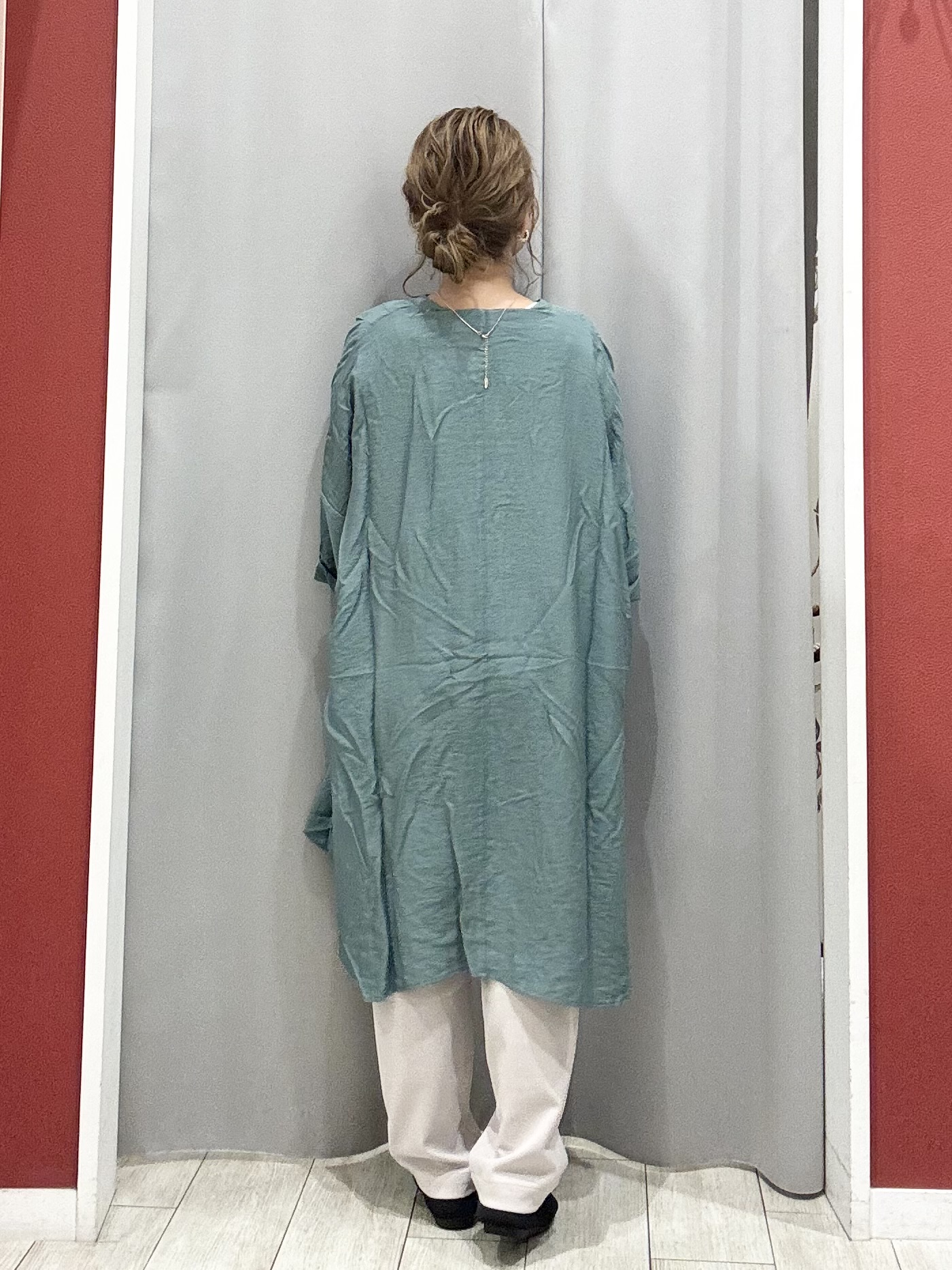 shioさんの「SHOO･LA･RUE｜【S-LL/洗濯機可】気になる体型すっぽり隠す スキッパードルマンチュニック」を使ったコーディネート
