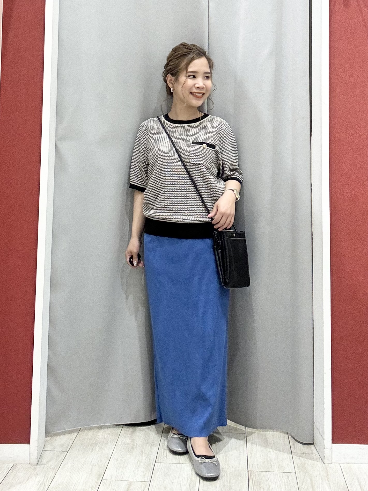 shioさんの「SHOO･LA･RUE｜【洗濯機可/S-LL】オンにもオフにも マルチに使えるボタンレスカーディガン」を使ったコーディネート