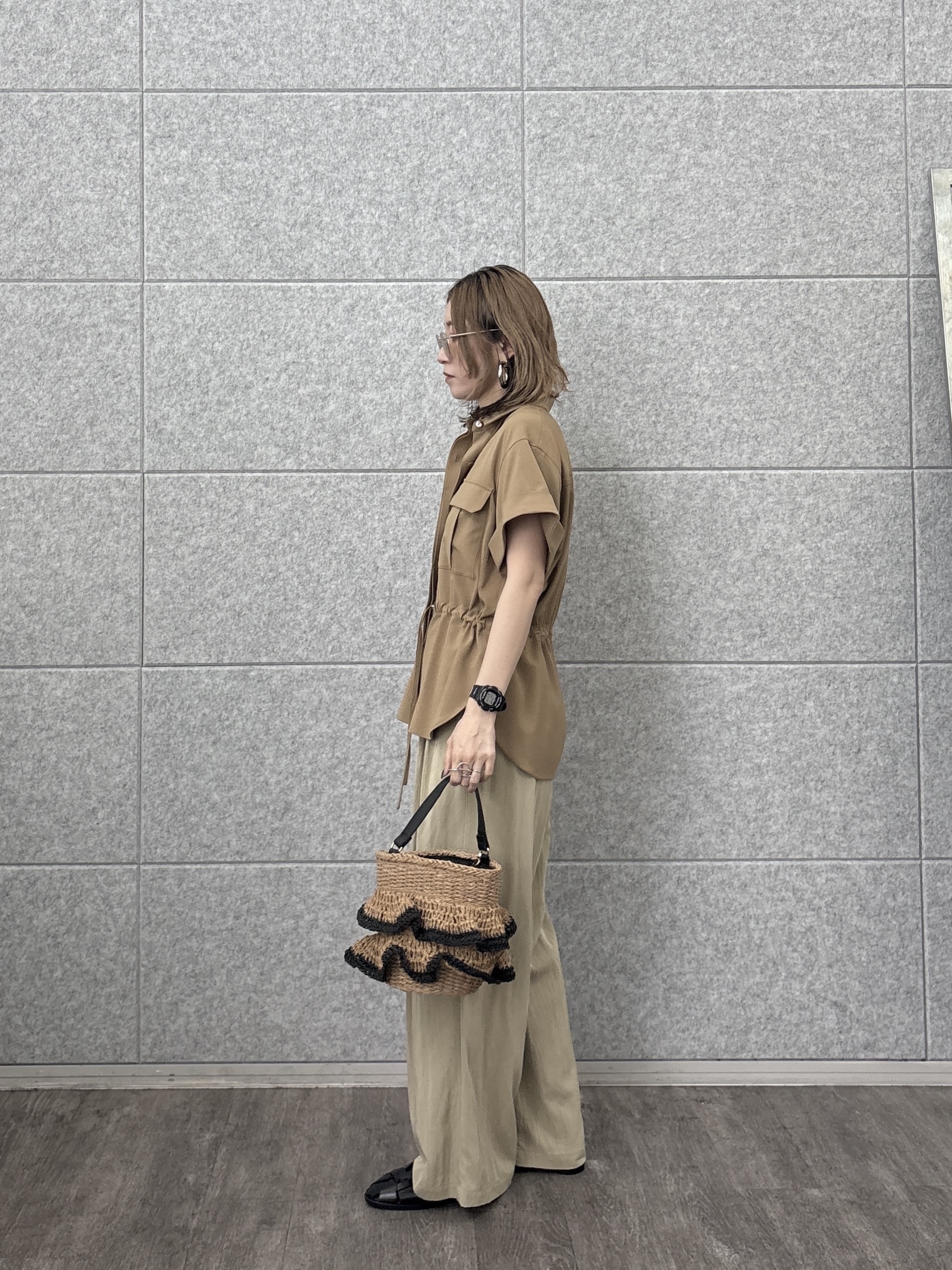 kotakiさんの「INDIVI｜Comfy SET UP｜サファリシャツ【セットアップ対応／通勤／カセット服／接触冷感／UVカット】」を使ったコーディネート