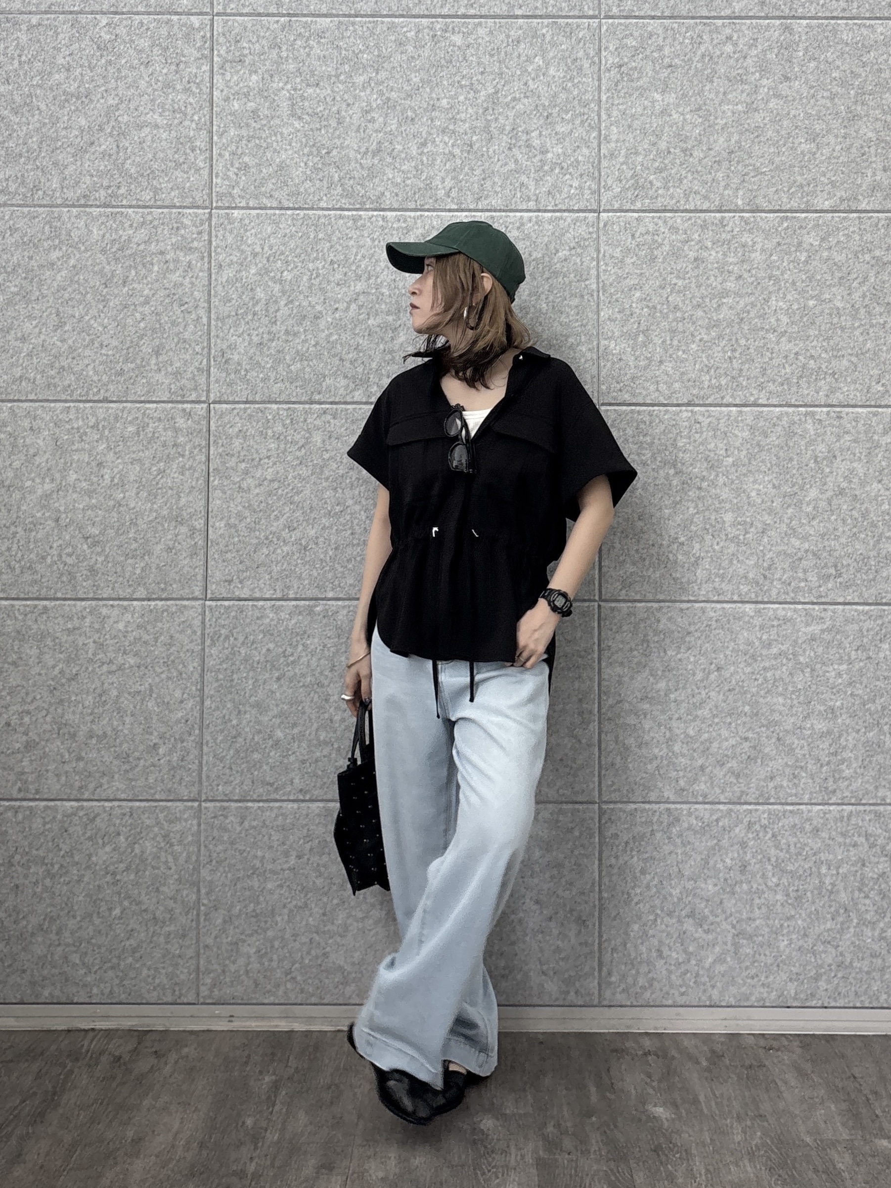 kotakiさんの「INDIVI｜Comfy SET UP｜サファリシャツ【セットアップ対応／通勤／カセット服／接触冷感／UVカット】」を使ったコーディネート
