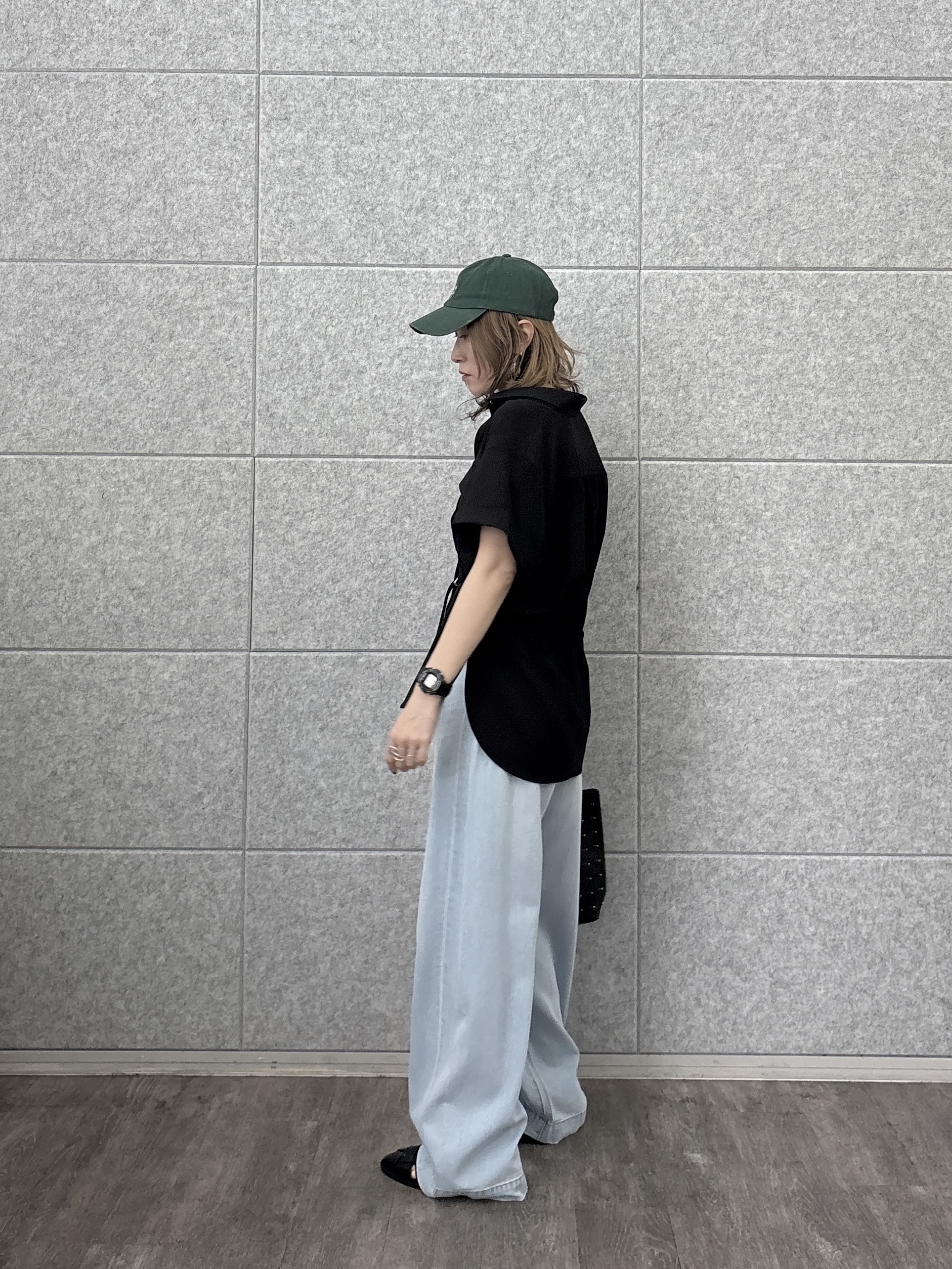 kotakiさんの「INDIVI｜Comfy SET UP｜サファリシャツ【セットアップ対応／通勤／カセット服／接触冷感／UVカット】」を使ったコーディネート