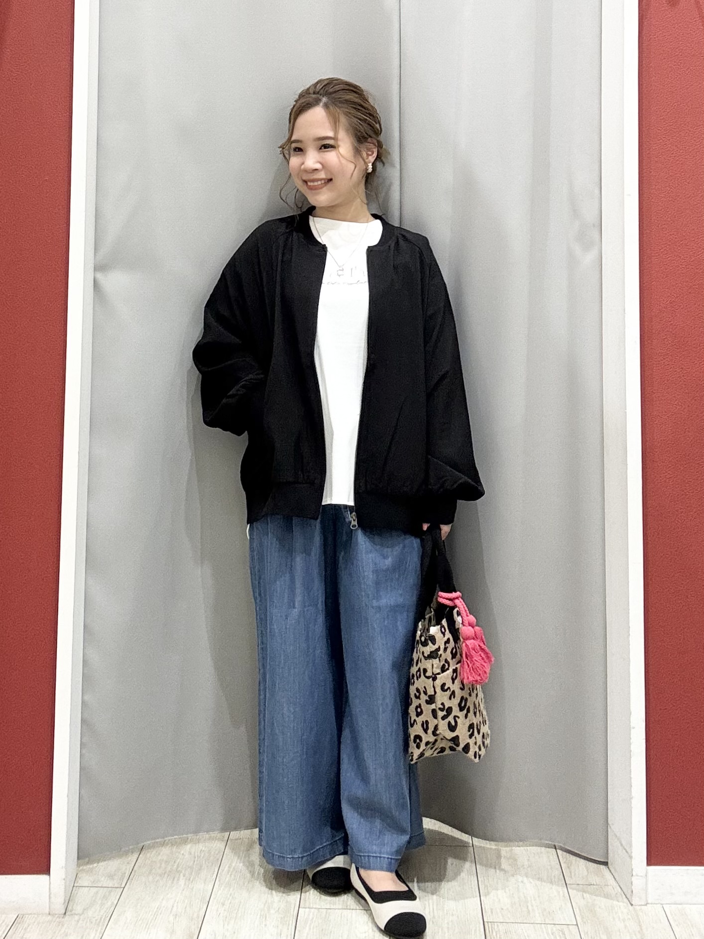 shioさんの「SHOO･LA･RUE｜【洗濯機可/S-LL】さらっと快適　麻調ゆるリブブルゾン」を使ったコーディネート