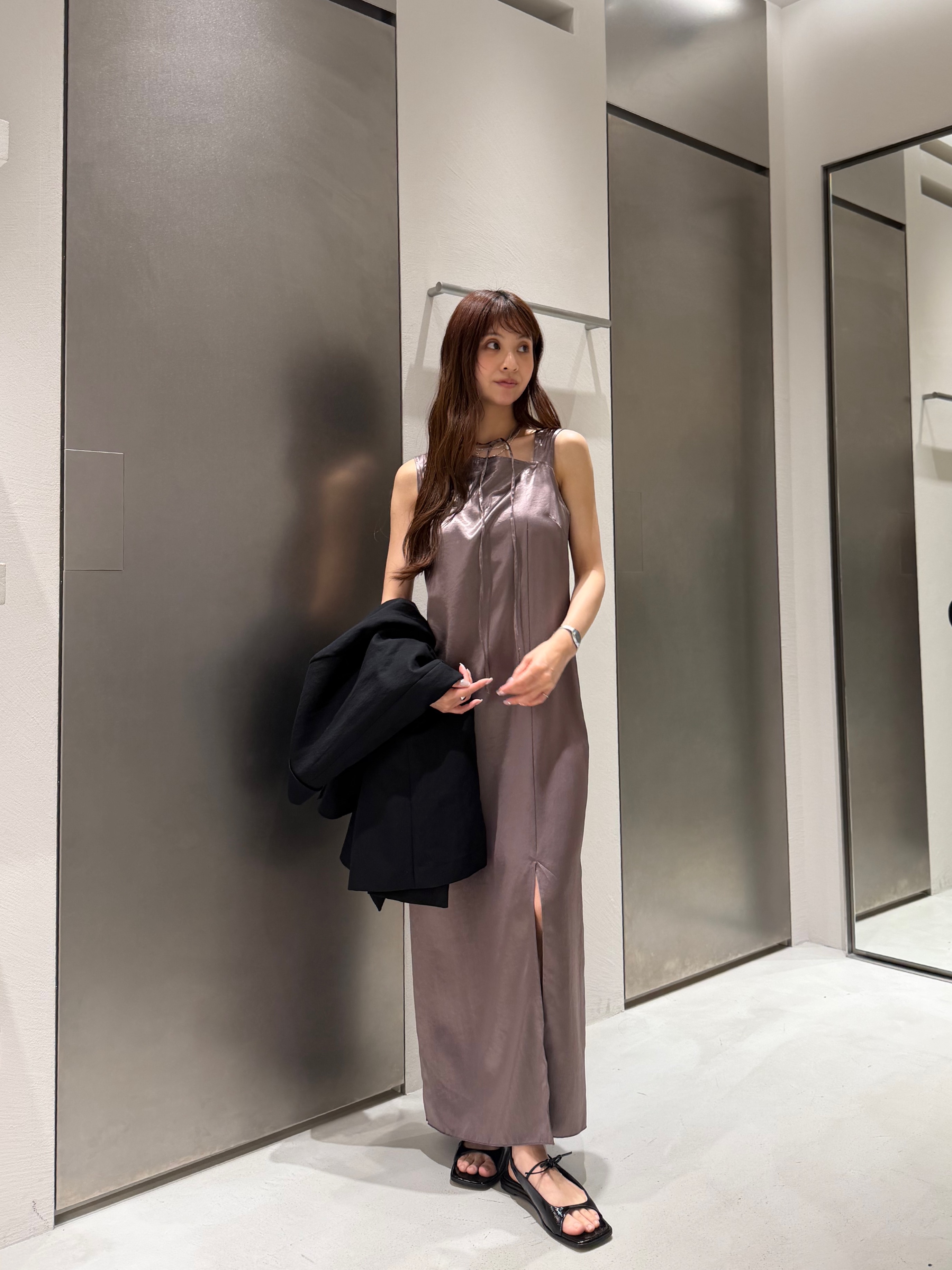 kanamiさんの「CODE A｜arc tailored jacket」を使ったコーディネート