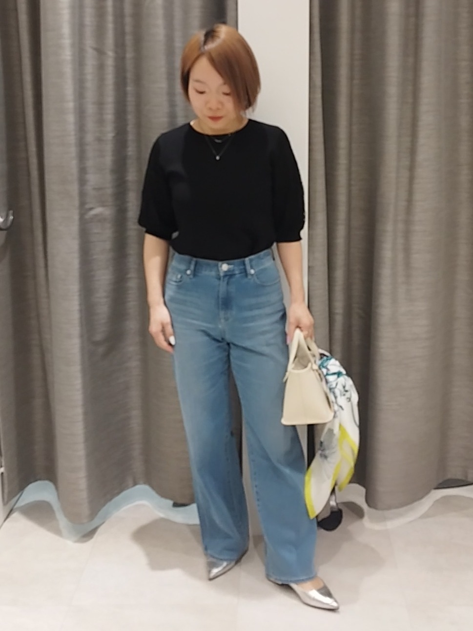 s u g iさんの「UNTITLED｜【洗える】エレガンススリーブニット」を使ったコーディネート