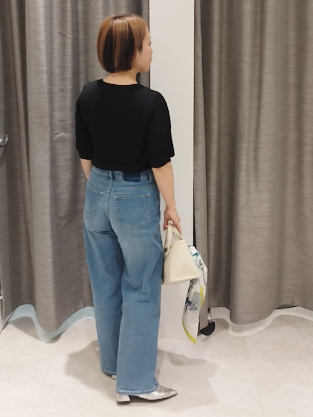 s u g iさんの「UNTITLED｜【洗える】エレガンススリーブニット」を使ったコーディネート