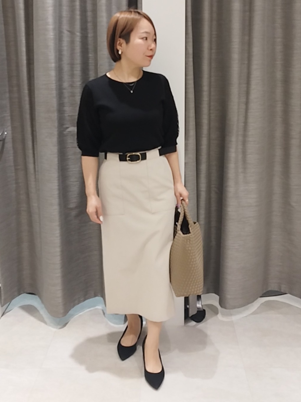 s u g iさんの「UNTITLED｜【洗える】エレガンススリーブニット」を使ったコーディネート