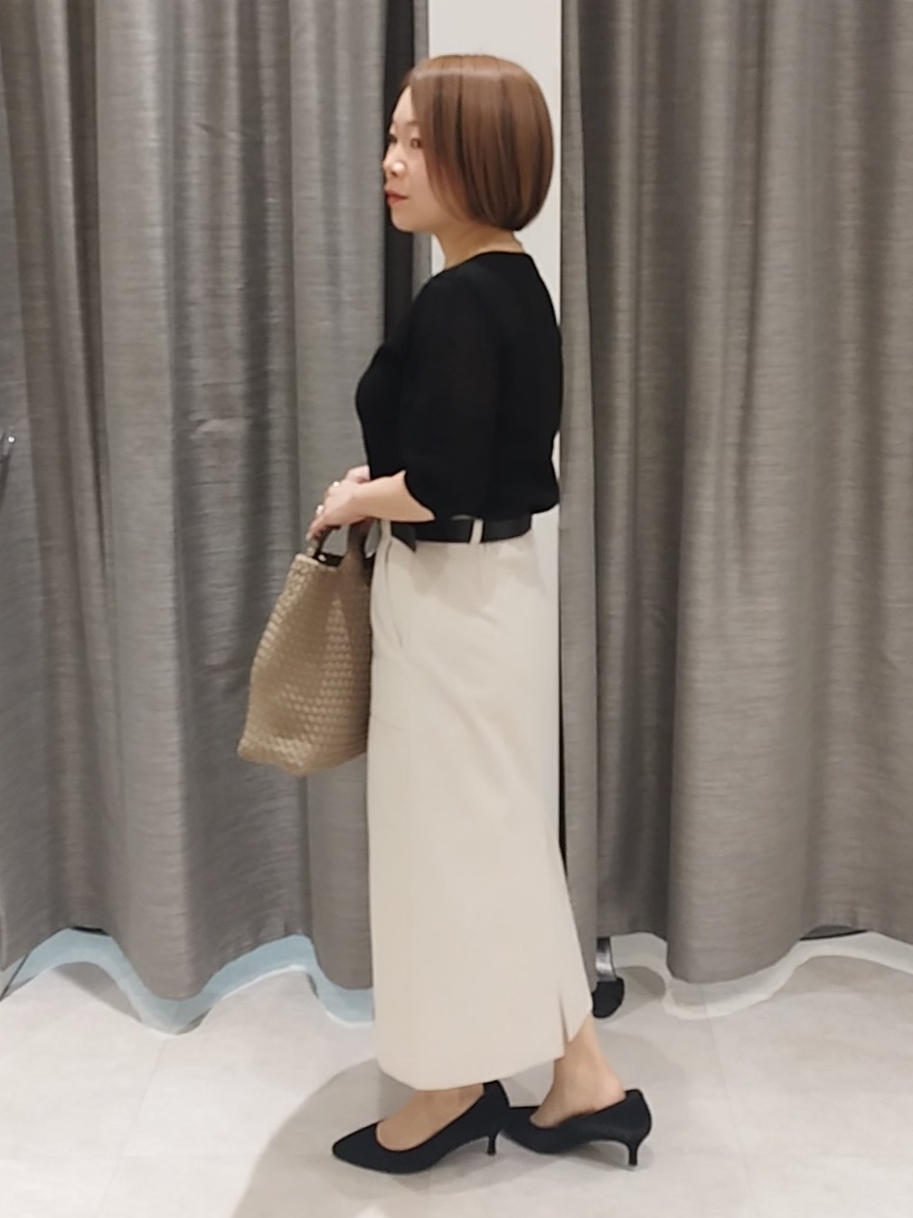 s u g iさんの「UNTITLED｜【洗える】エレガンススリーブニット」を使ったコーディネート