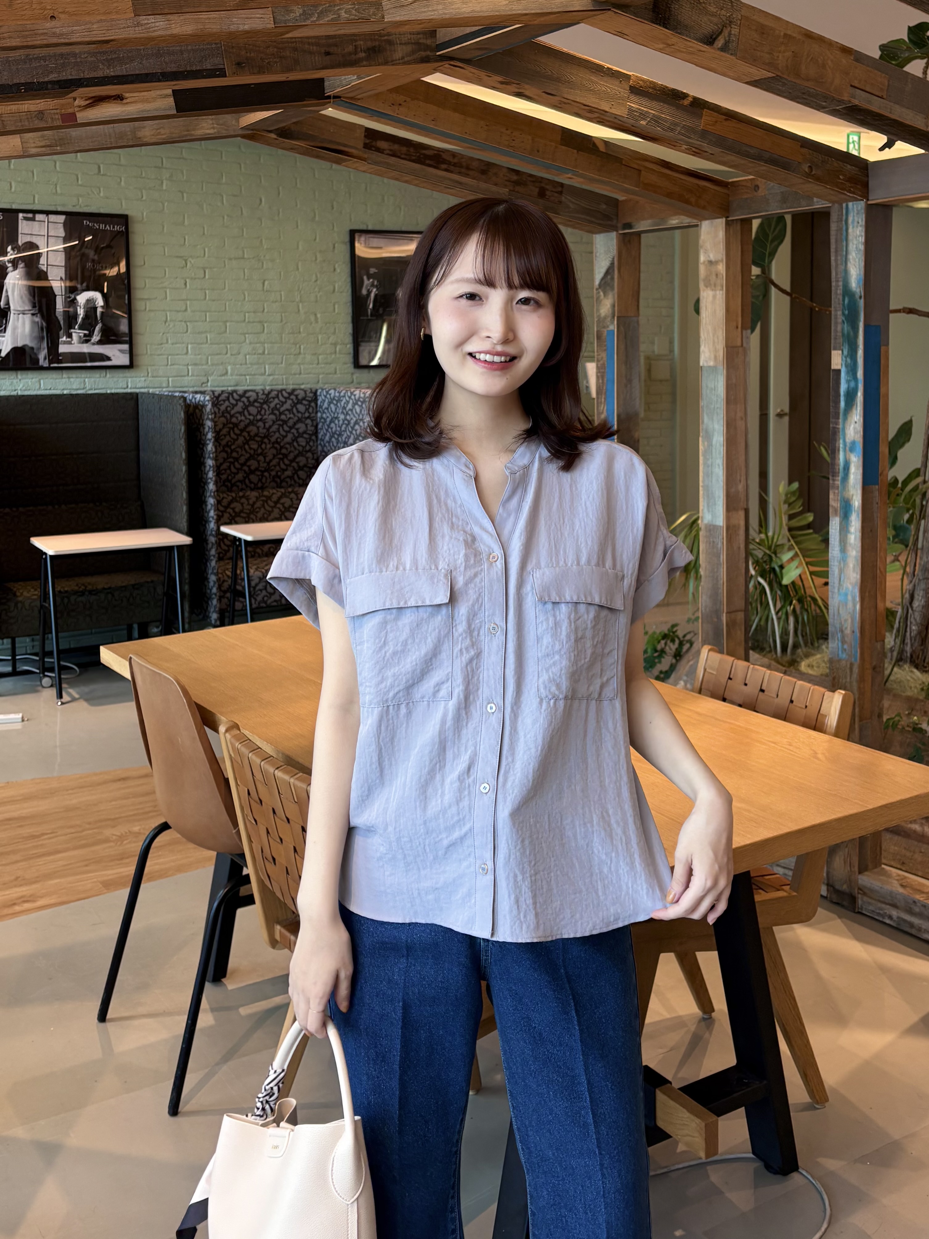 みさかさんの「index｜【接触冷感】ダブルポケットスキッパーブラウス《吸水速乾／防シワ／洗濯機OK／S～3L／7col》」を使ったコーディネート