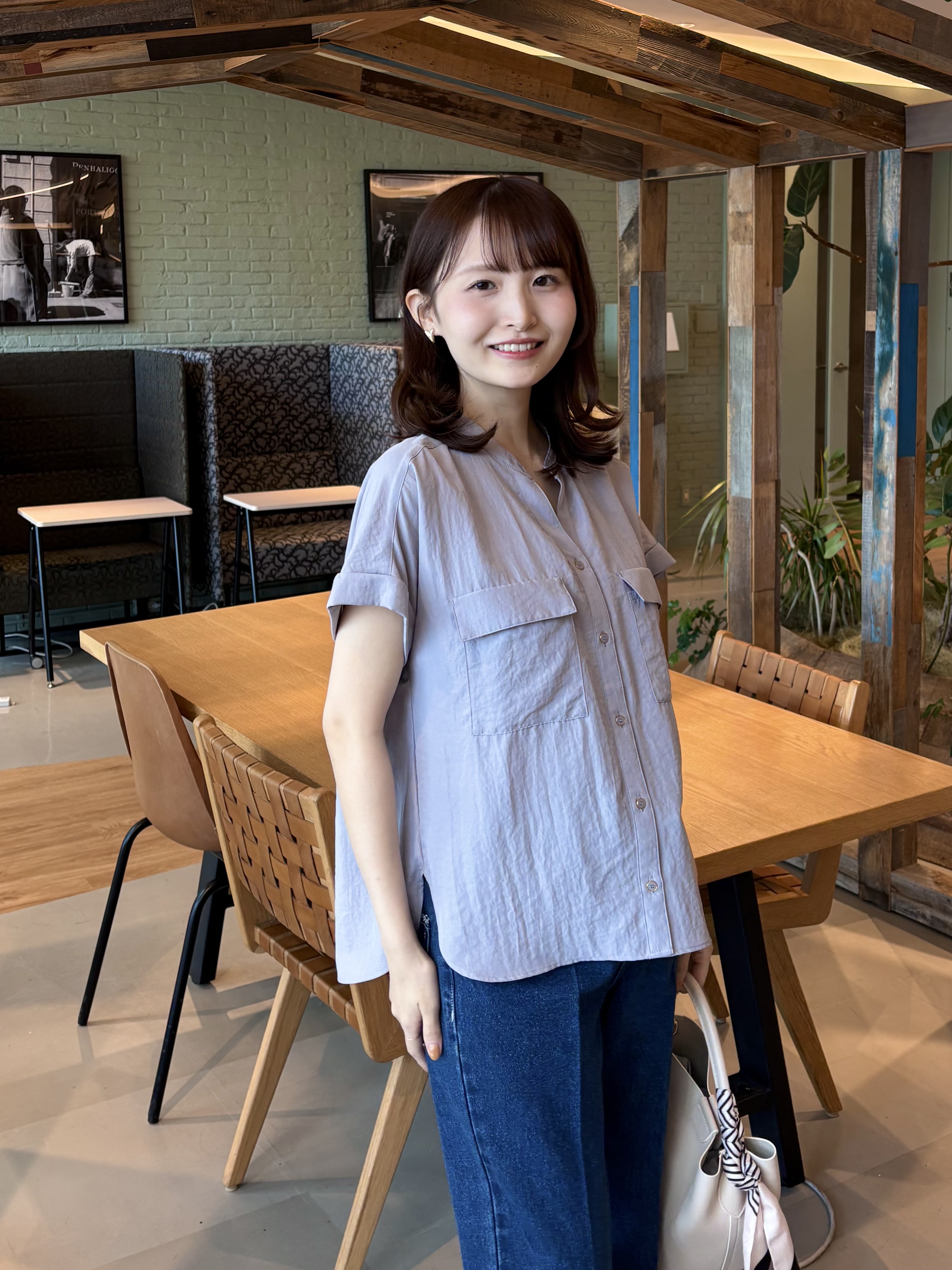 みさかさんの「index｜【接触冷感】ダブルポケットスキッパーブラウス《吸水速乾／防シワ／洗濯機OK／S～3L／7col》」を使ったコーディネート