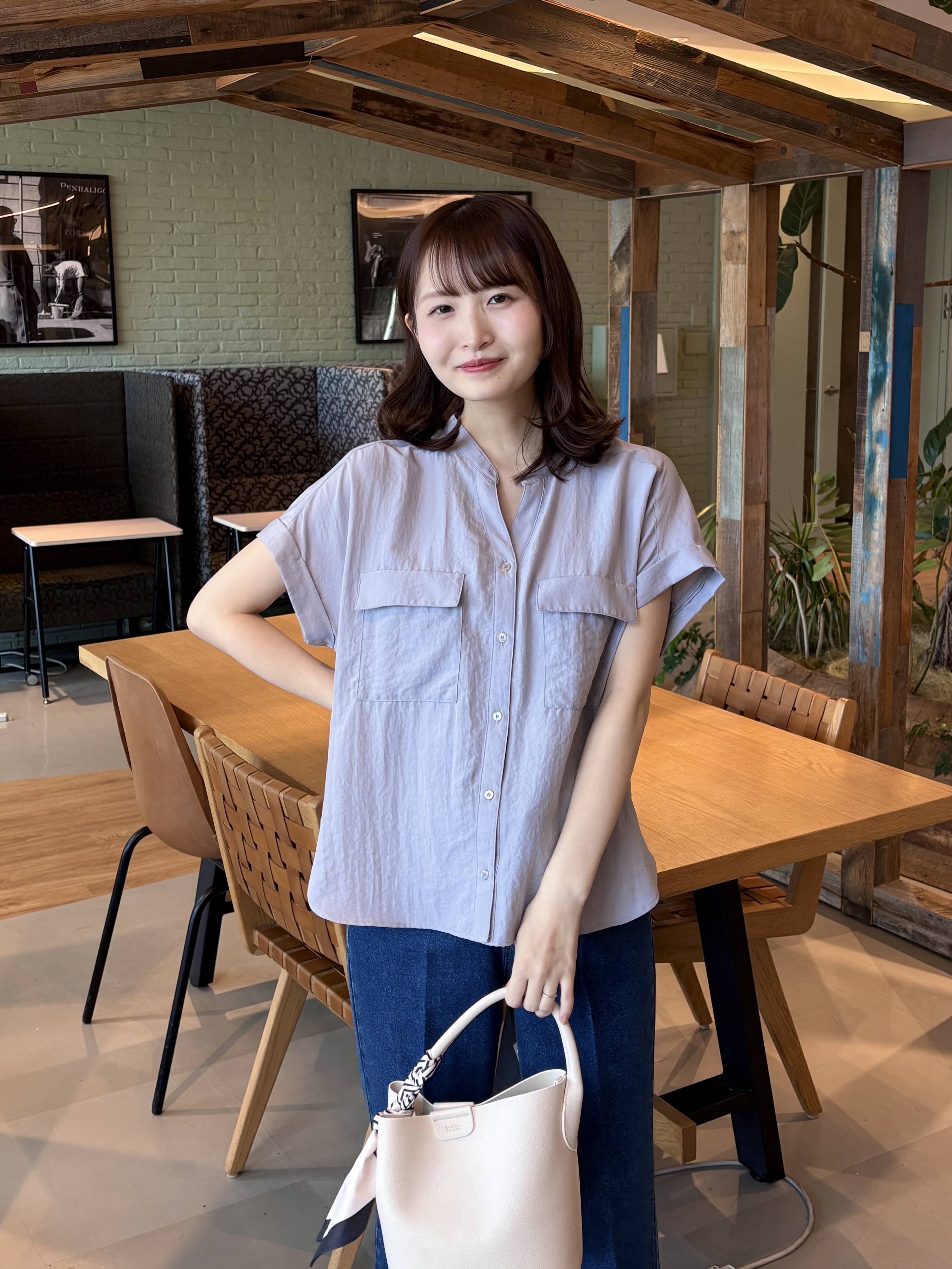 みさかさんの「index｜【接触冷感】ダブルポケットスキッパーブラウス《吸水速乾／防シワ／洗濯機OK／S～3L／7col》」を使ったコーディネート
