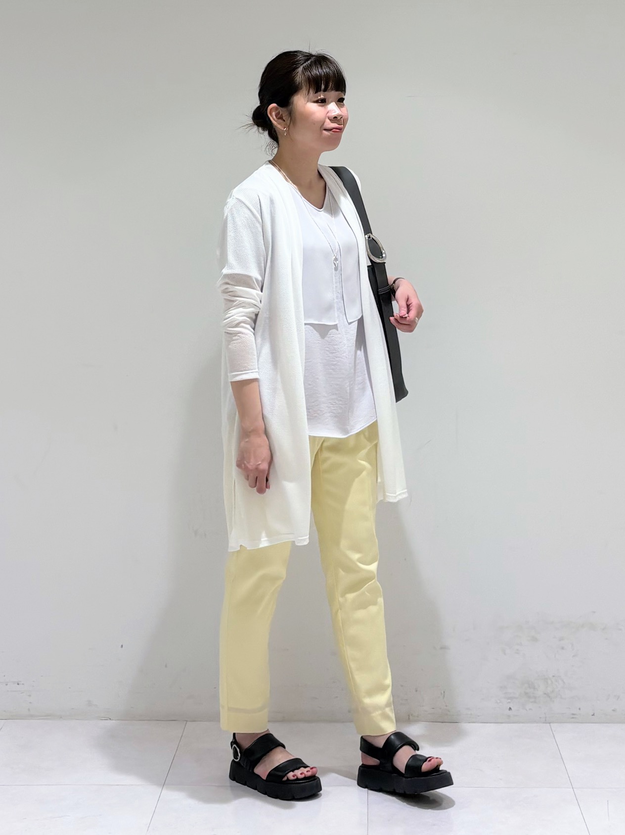 tsuyuさんの「INDIVI｜【A4収納可能／合皮】配色デザインワンショルダーバッグ」を使ったコーディネート