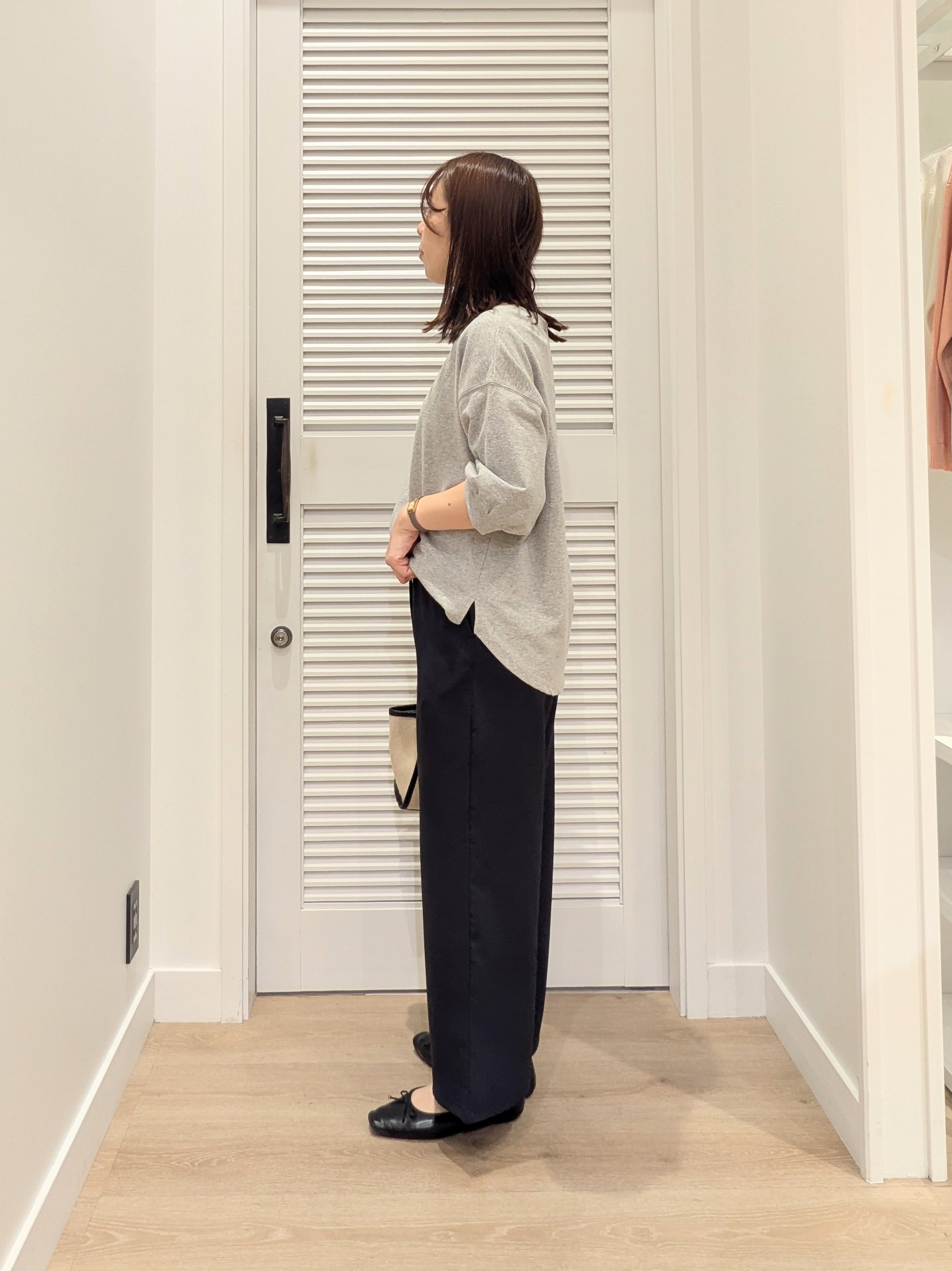 enさんの「Dessin｜【360度可愛い】バックヘンリーカットソー5分袖」を使ったコーディネート