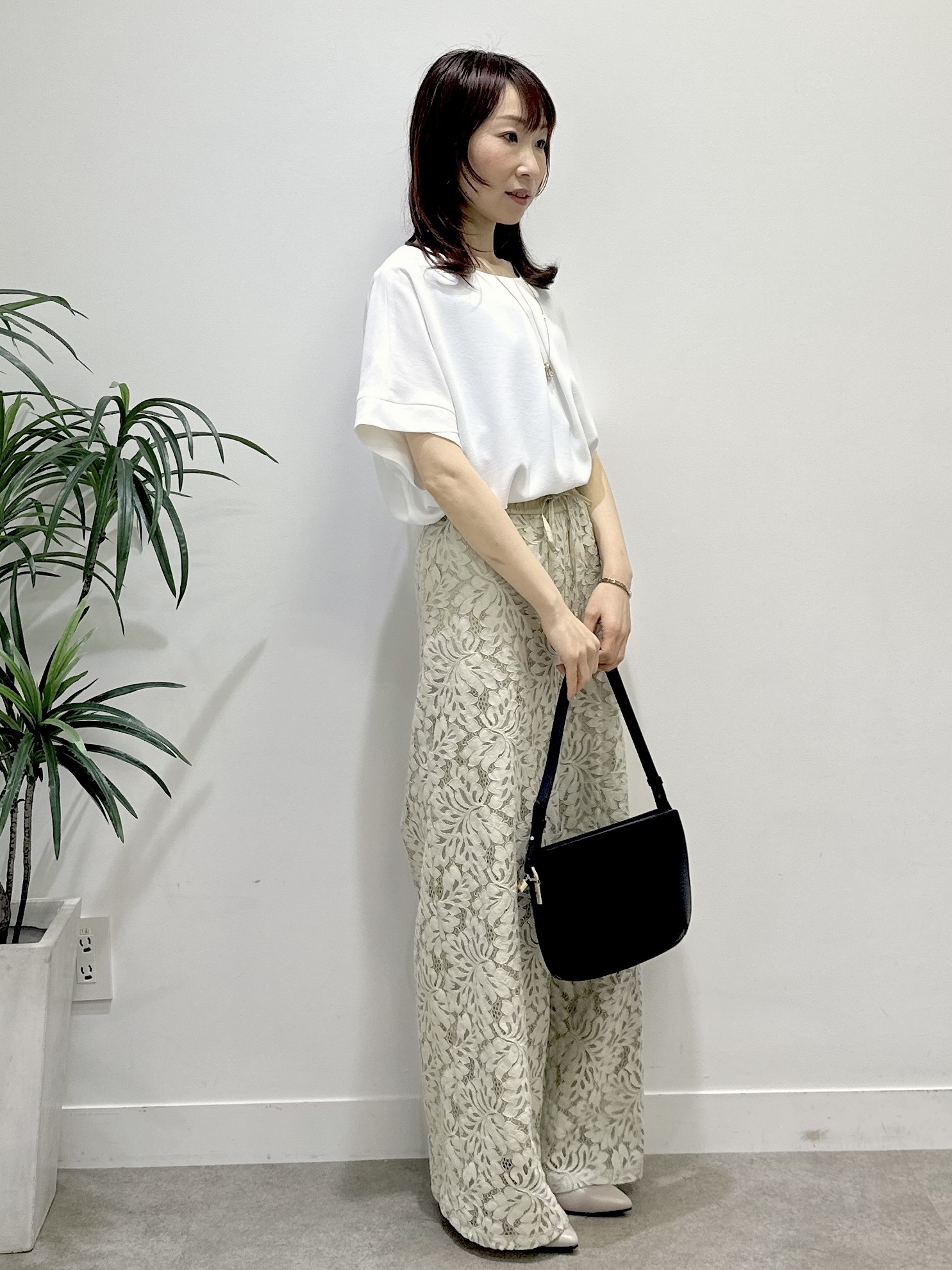 Miwaさんの「UNTITLED｜【セットアップ可/UVカット/前後2WAY】リラクシーフレンチスリーブブラウス」を使ったコーディネート