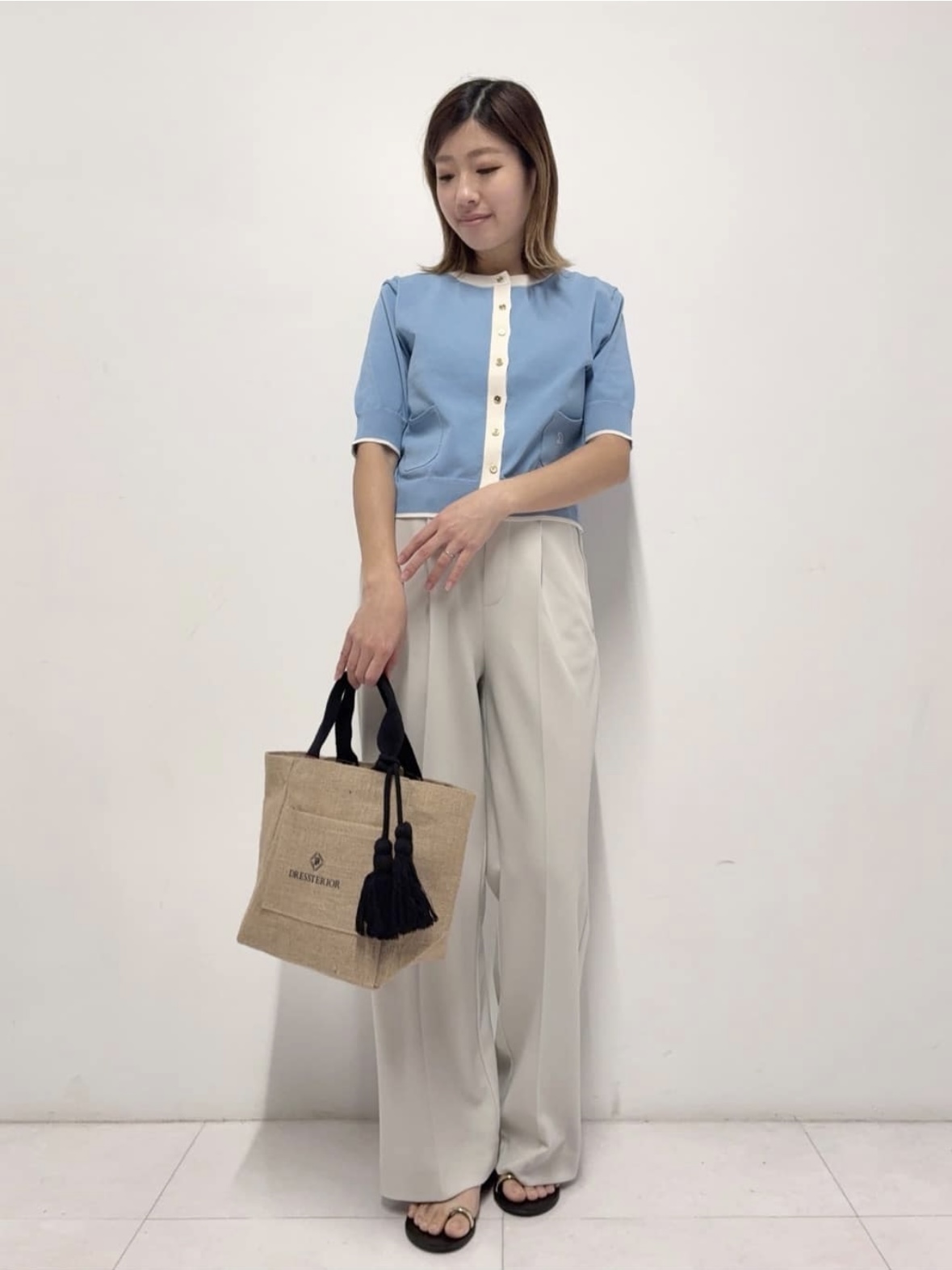 Nishijimaさんの「DRESSTERIOR｜【接触冷感/ウォッシャブル】センタープレスジョーゼットパンツ」を使ったコーディネート