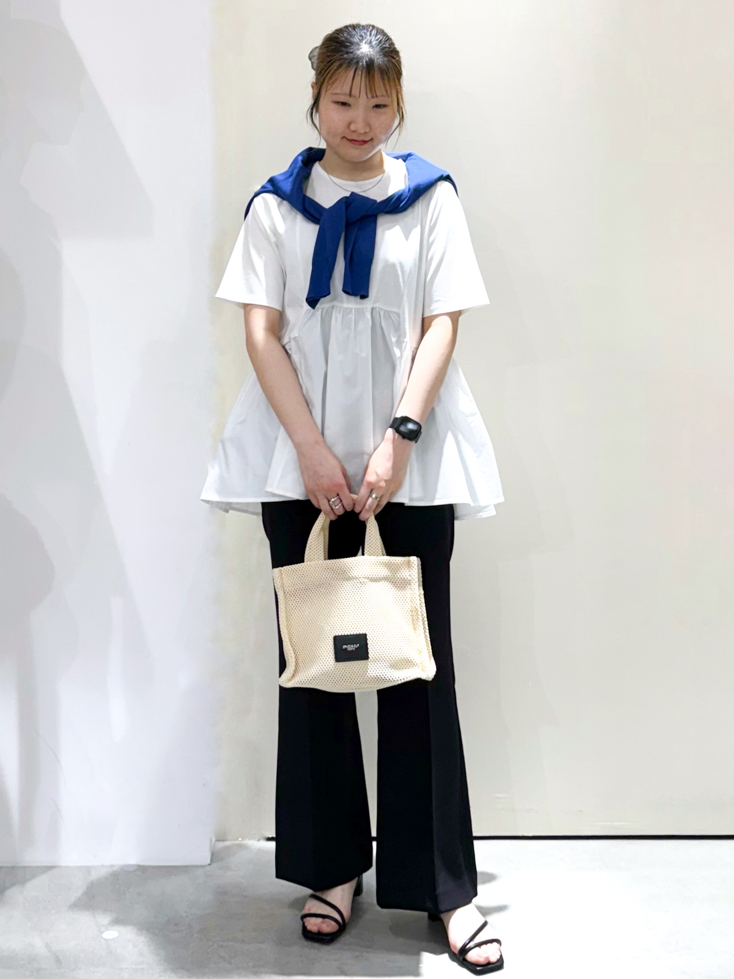 sayaさんの「OPAQUE.CLIP｜ポロ衿ニットカーディガン【洗濯機OK】」を使ったコーディネート