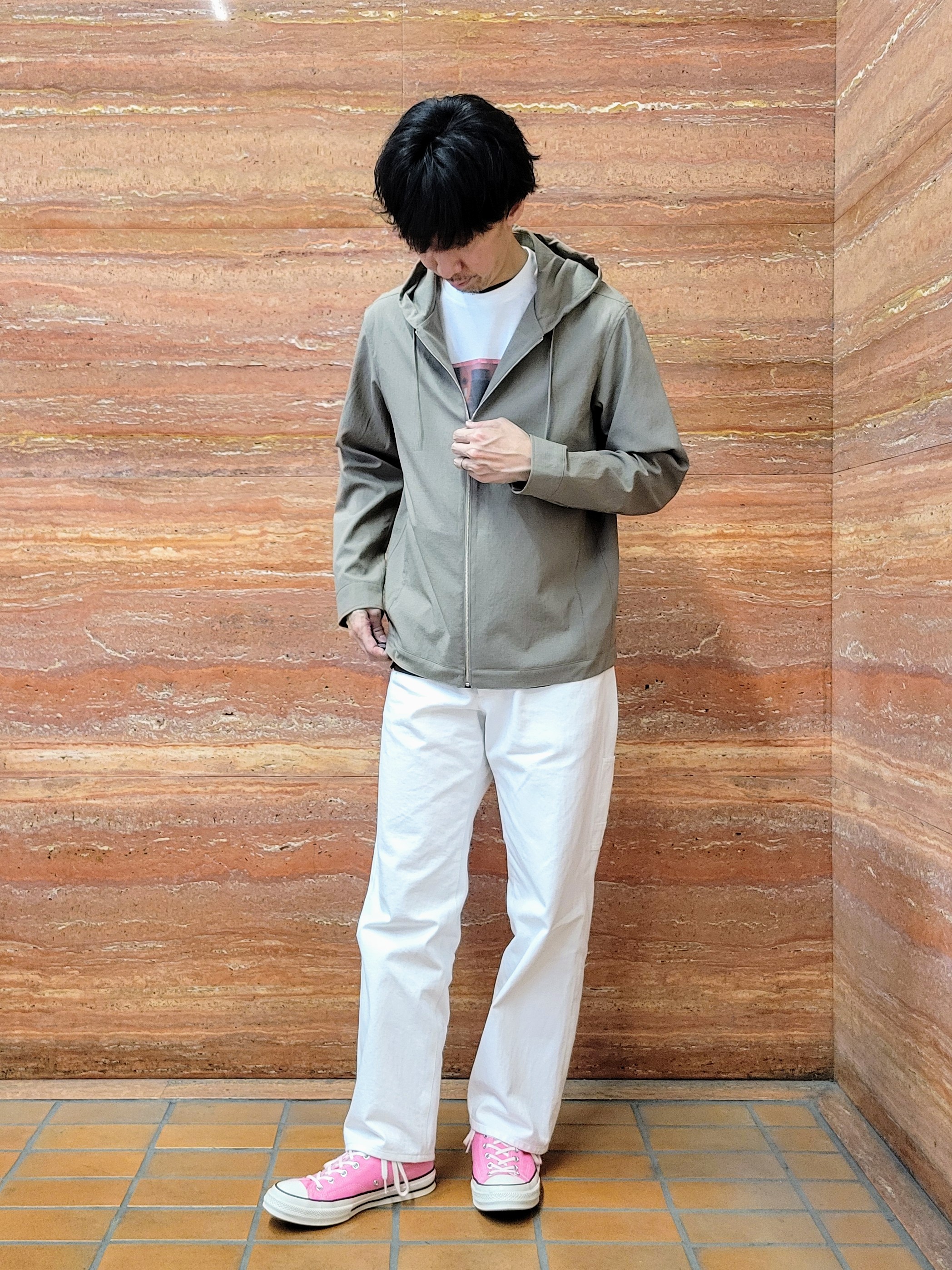 piroyaさんの「TAKEO KIKUCHI｜【撥水・洗える・シワになりにくい】 リランチェ（R） フードブルゾン」を使ったコーディネート