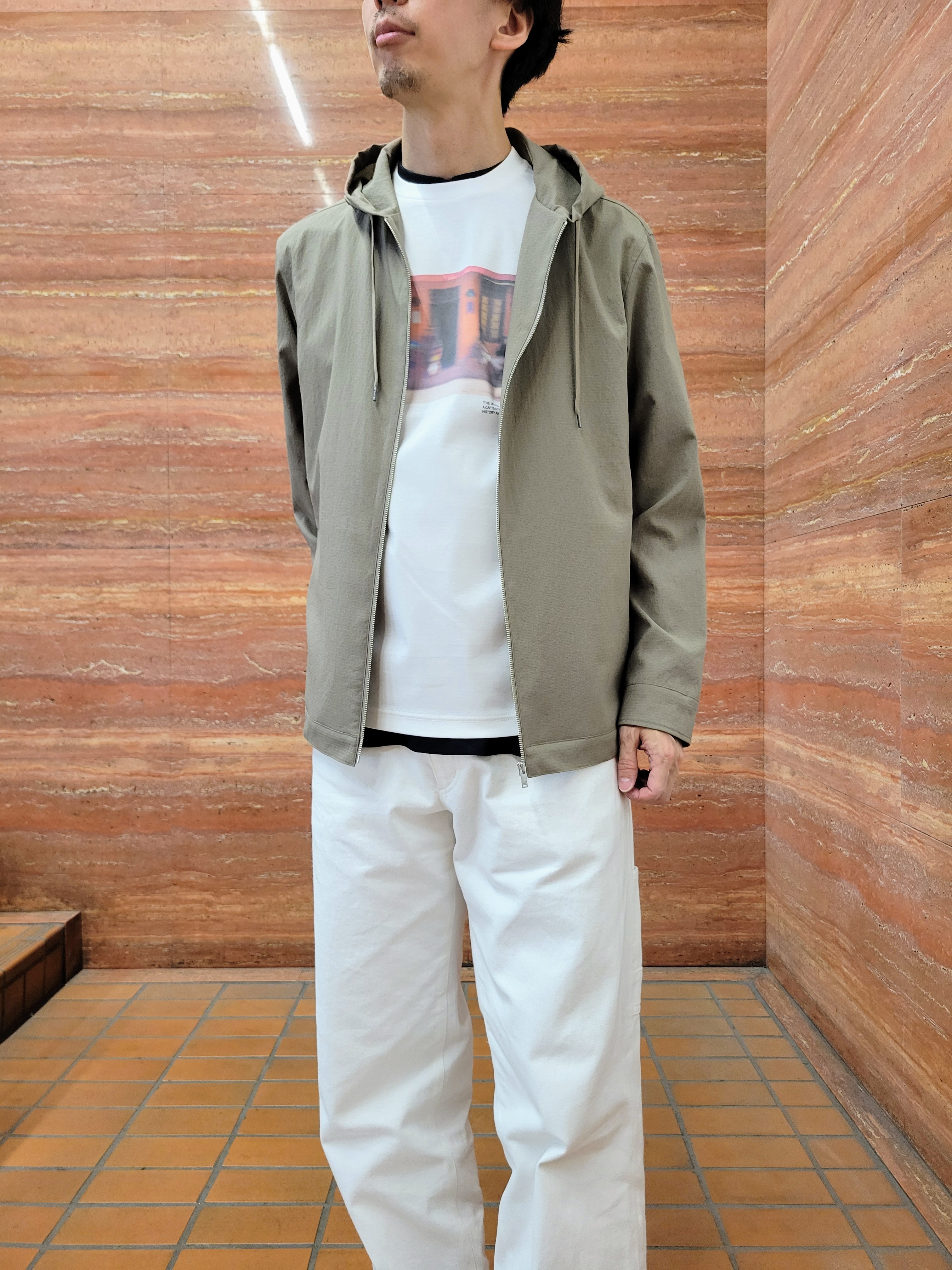 piroyaさんの「TAKEO KIKUCHI｜【撥水・洗える・シワになりにくい】 リランチェ（R） フードブルゾン」を使ったコーディネート
