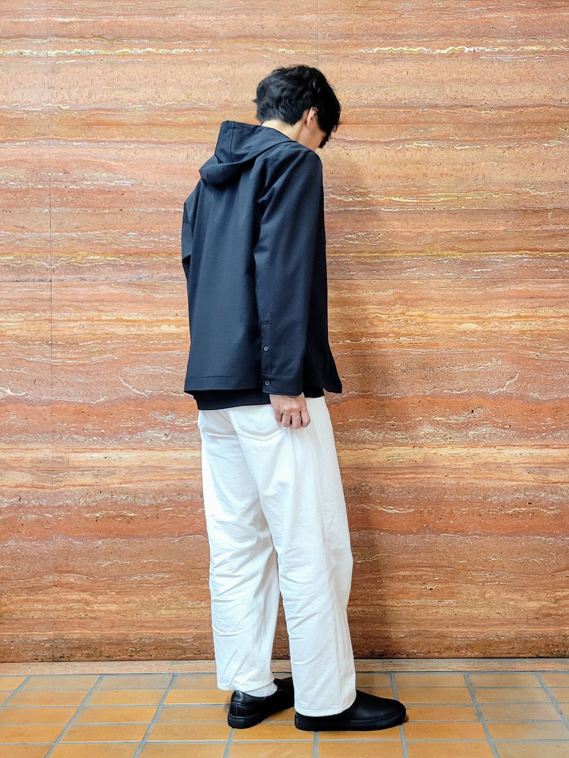 piroyaさんの「TAKEO KIKUCHI｜【撥水・洗える・シワになりにくい】 リランチェ（R） フードブルゾン」を使ったコーディネート