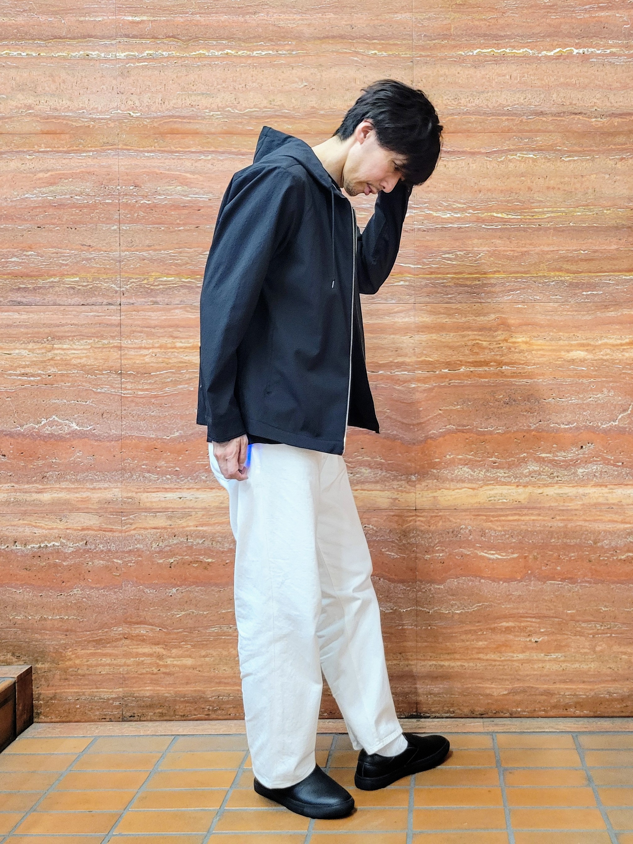 piroyaさんの「TAKEO KIKUCHI｜【撥水・洗える・シワになりにくい】 リランチェ（R） フードブルゾン」を使ったコーディネート