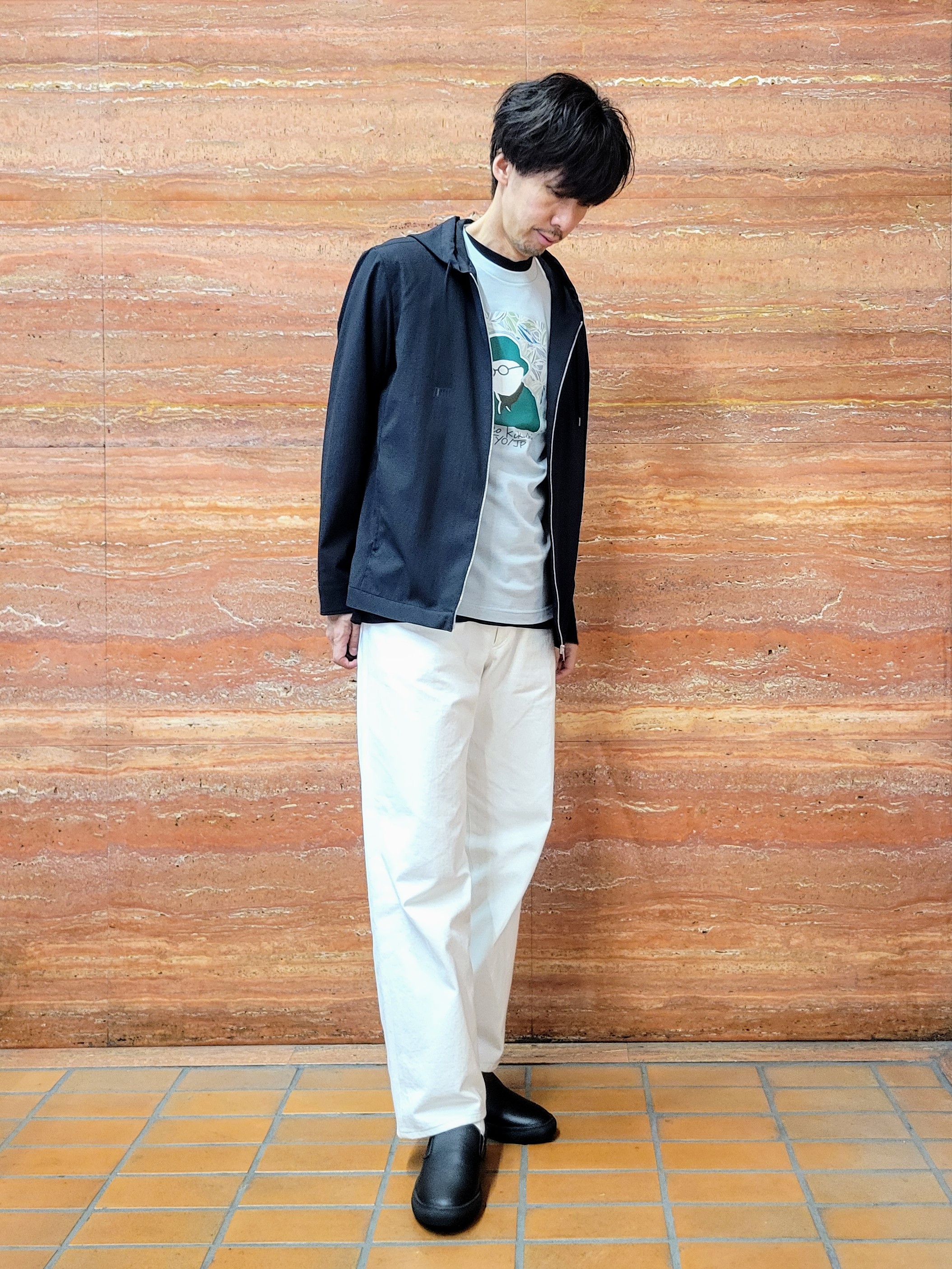 piroyaさんの「TAKEO KIKUCHI｜【撥水・洗える・シワになりにくい】 リランチェ（R） フードブルゾン」を使ったコーディネート
