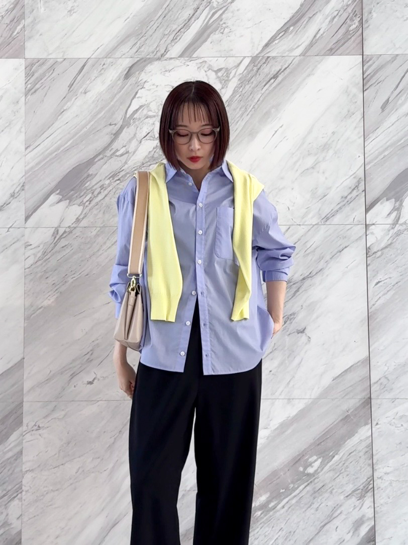 𝐜𝐡𝐢𝐤𝐚さんの「SHOO･LA･RUE｜【洗濯機可/S-LL/アンサンブル可】パールボタンが上品　華やぎ配色カーディガン」を使ったコーディネート