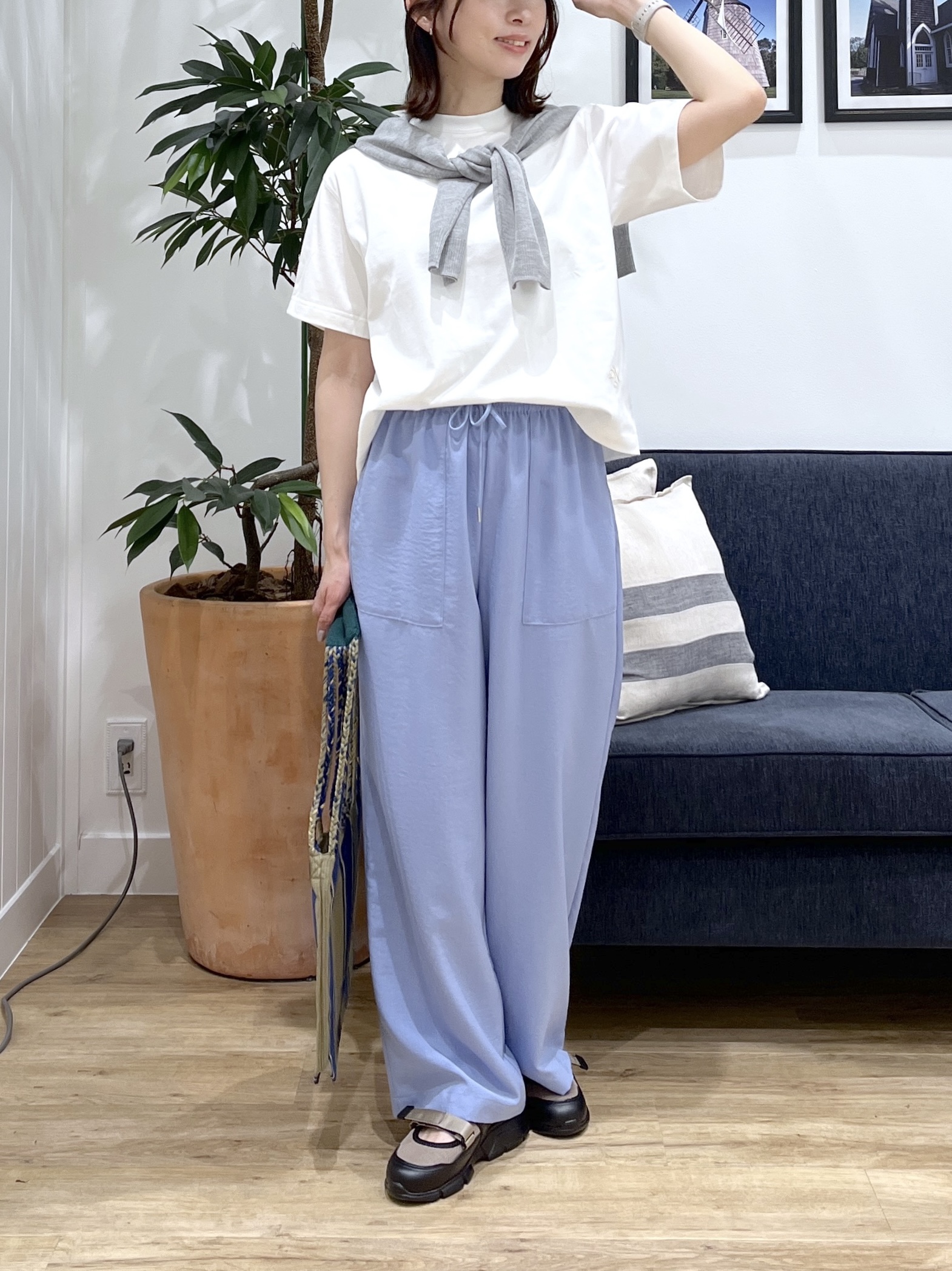 canaさんの「Dessin｜【日本製】和歌山ローズペトールTシャツ」を使ったコーディネート