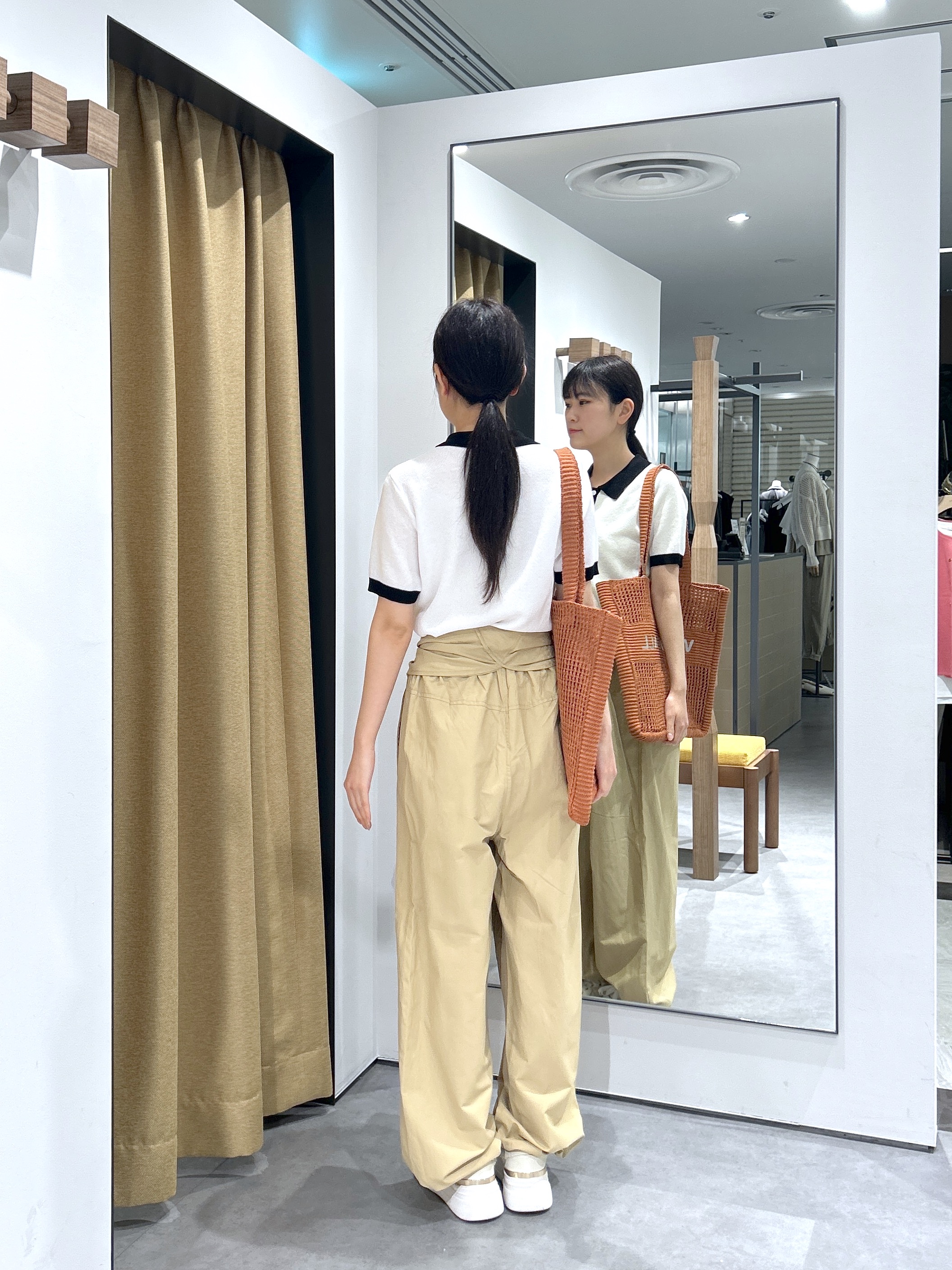 Renoさんの「INDIVI｜ジャカードポロニット」を使ったコーディネート