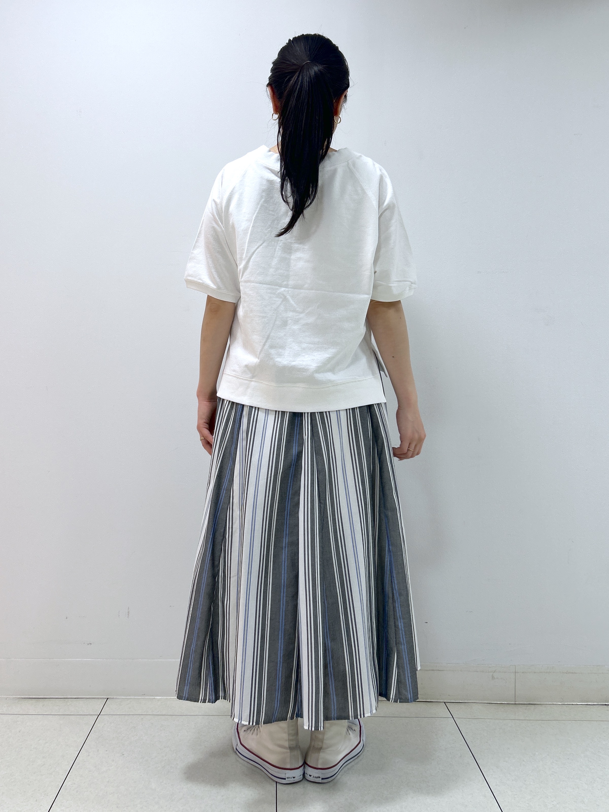 Kaiさんの「Dessin｜【洗える】ミニ裏毛刺繍ロゴプルオーバー」を使ったコーディネート