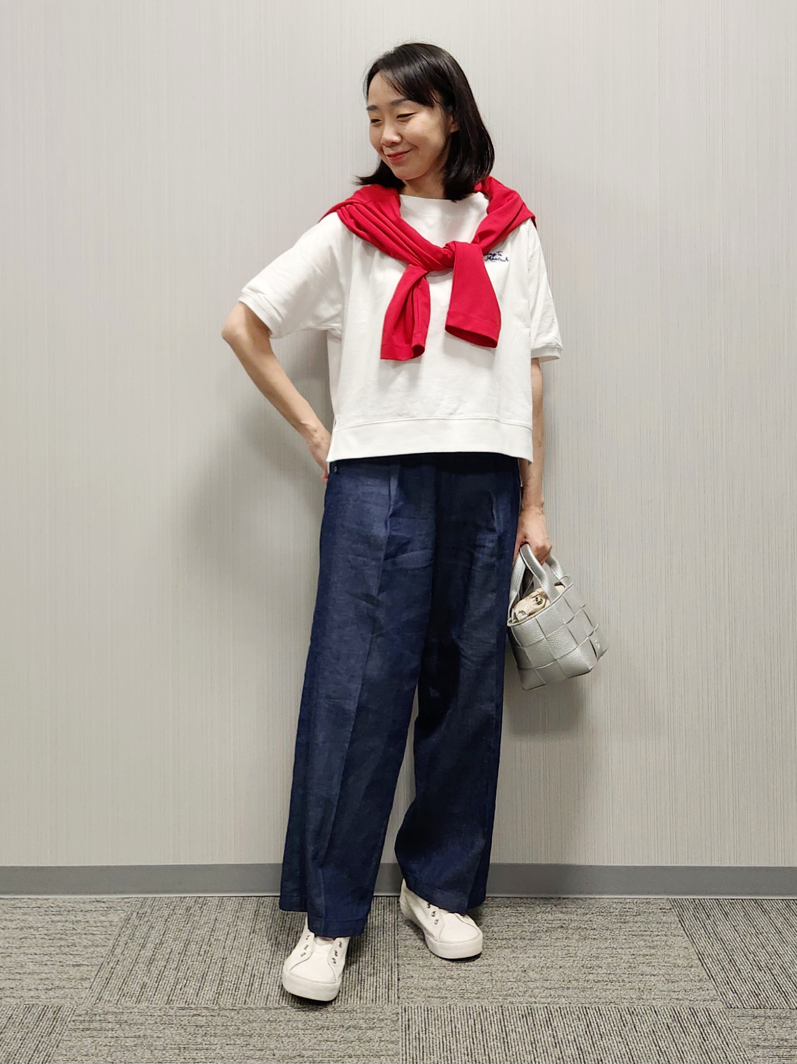 naraさんの「Dessin｜【洗える】ミニ裏毛刺繍ロゴプルオーバー」を使ったコーディネート