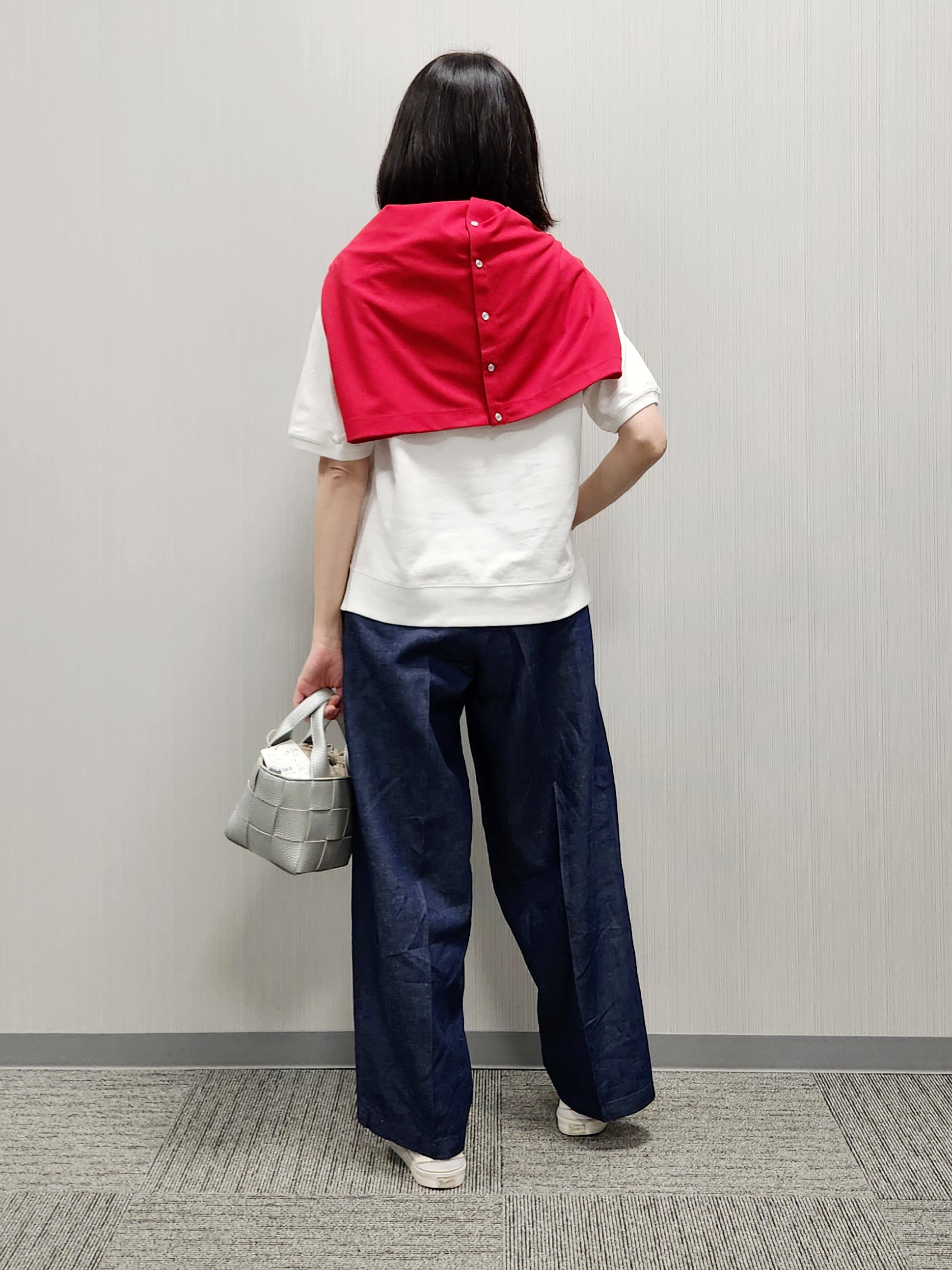 naraさんの「Dessin｜【洗える】ミニ裏毛刺繍ロゴプルオーバー」を使ったコーディネート