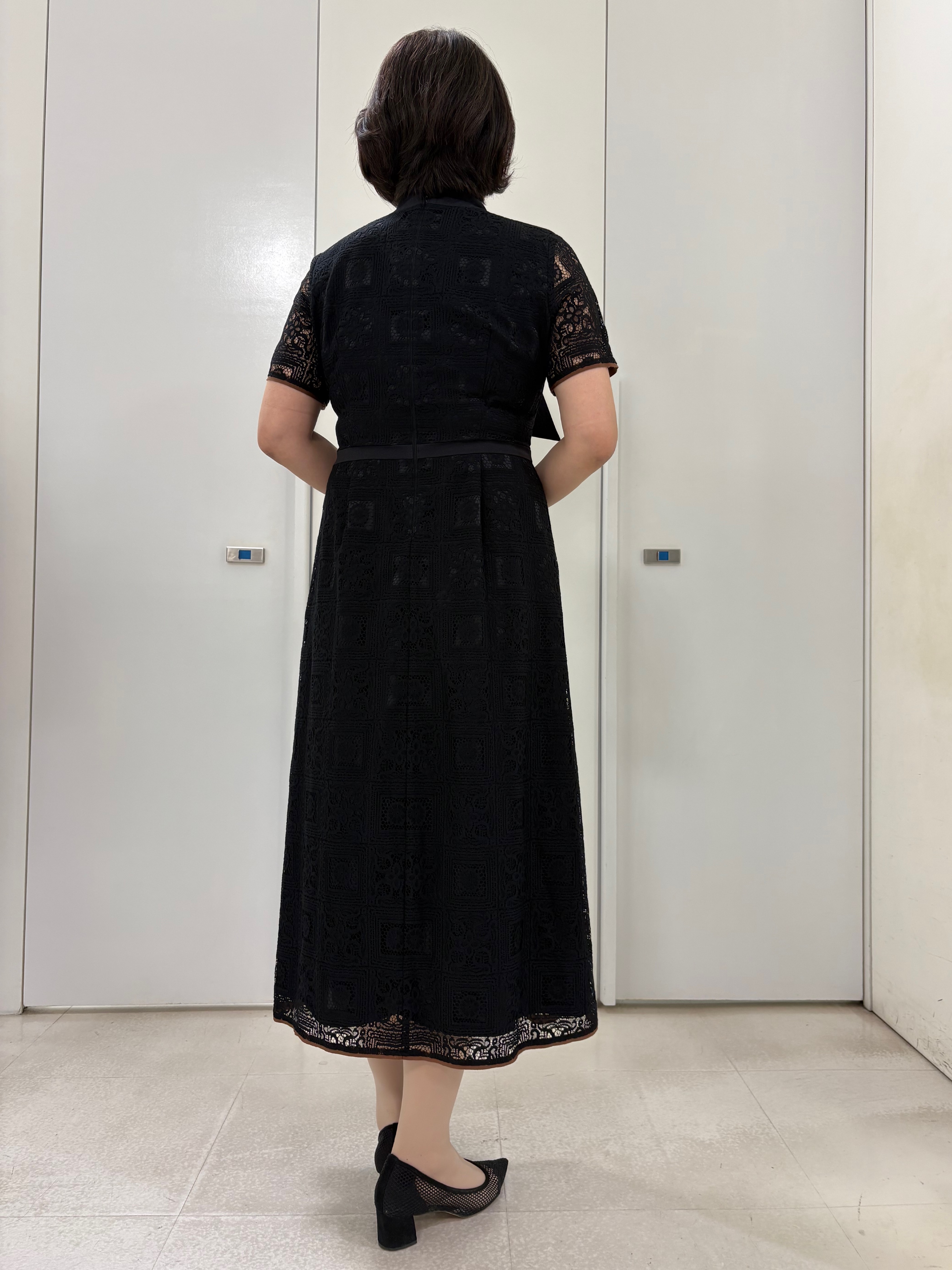 hIさんの「COUP DE CHANCE｜◆【リボン取り外し可】ボウタイ付レースワンピース」を使ったコーディネート