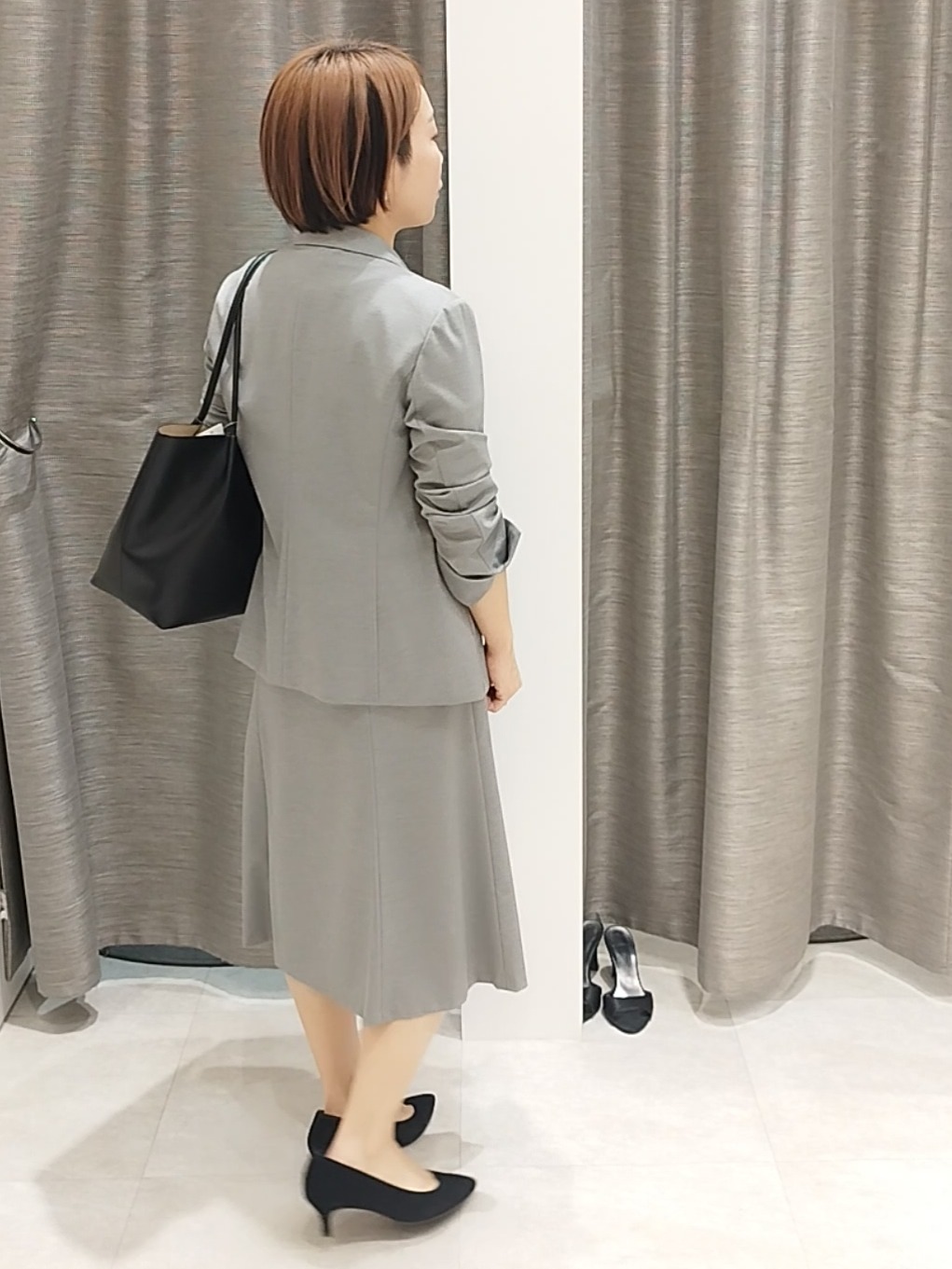 s u g iさんの「UNTITLED｜【UV/接触冷感/スーツ】ジャージテーラードジャケット」を使ったコーディネート