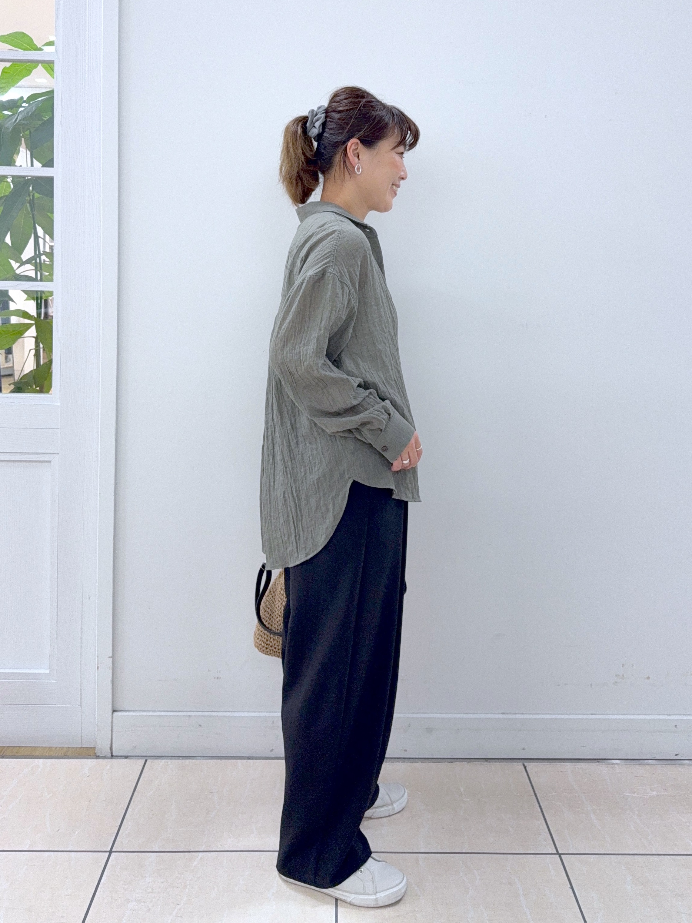 Osawaさんの「Dessin｜【洗える】シアーカラーシャツ」を使ったコーディネート