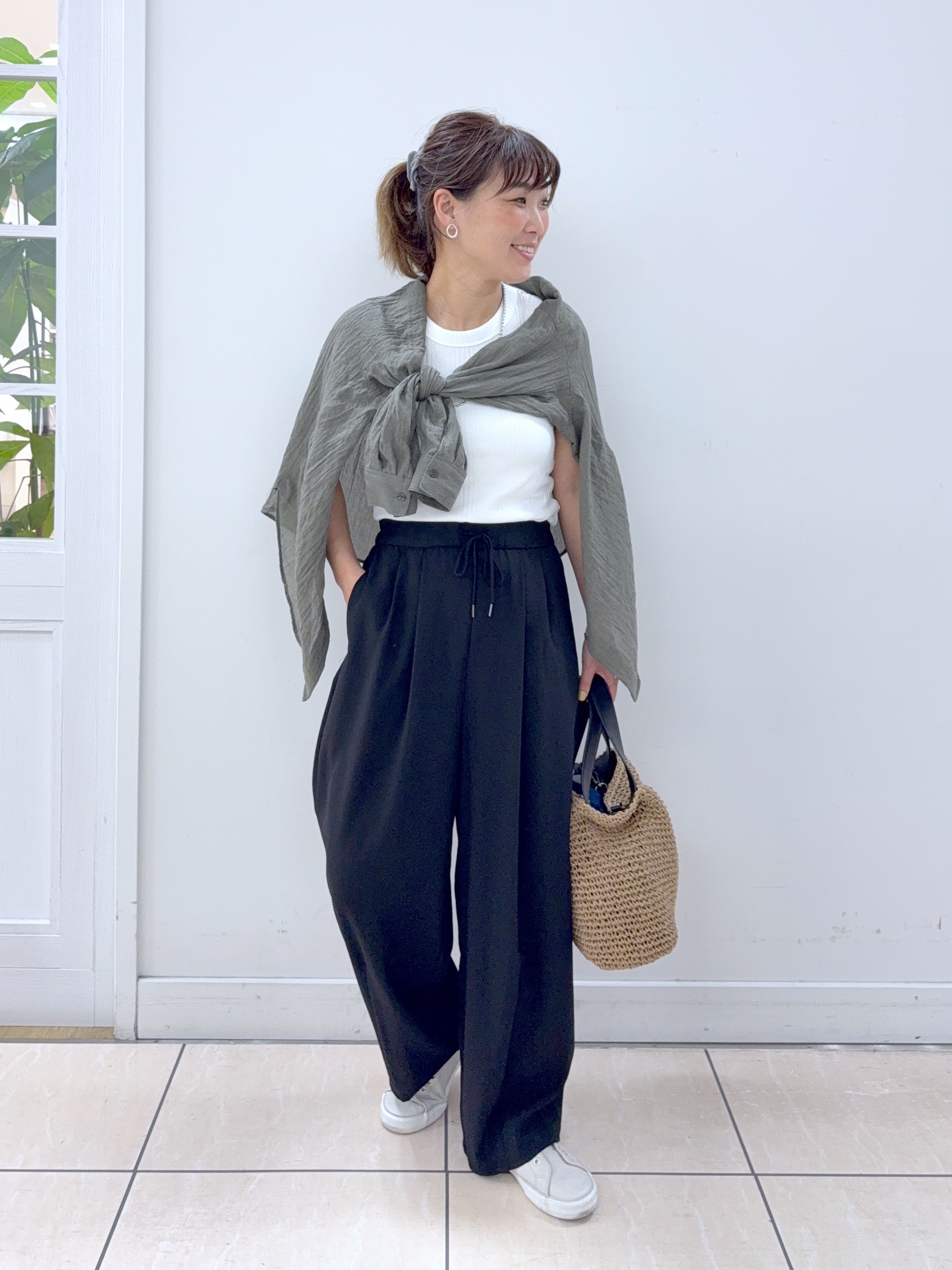 Osawaさんの「Dessin｜【洗える】シアーカラーシャツ」を使ったコーディネート