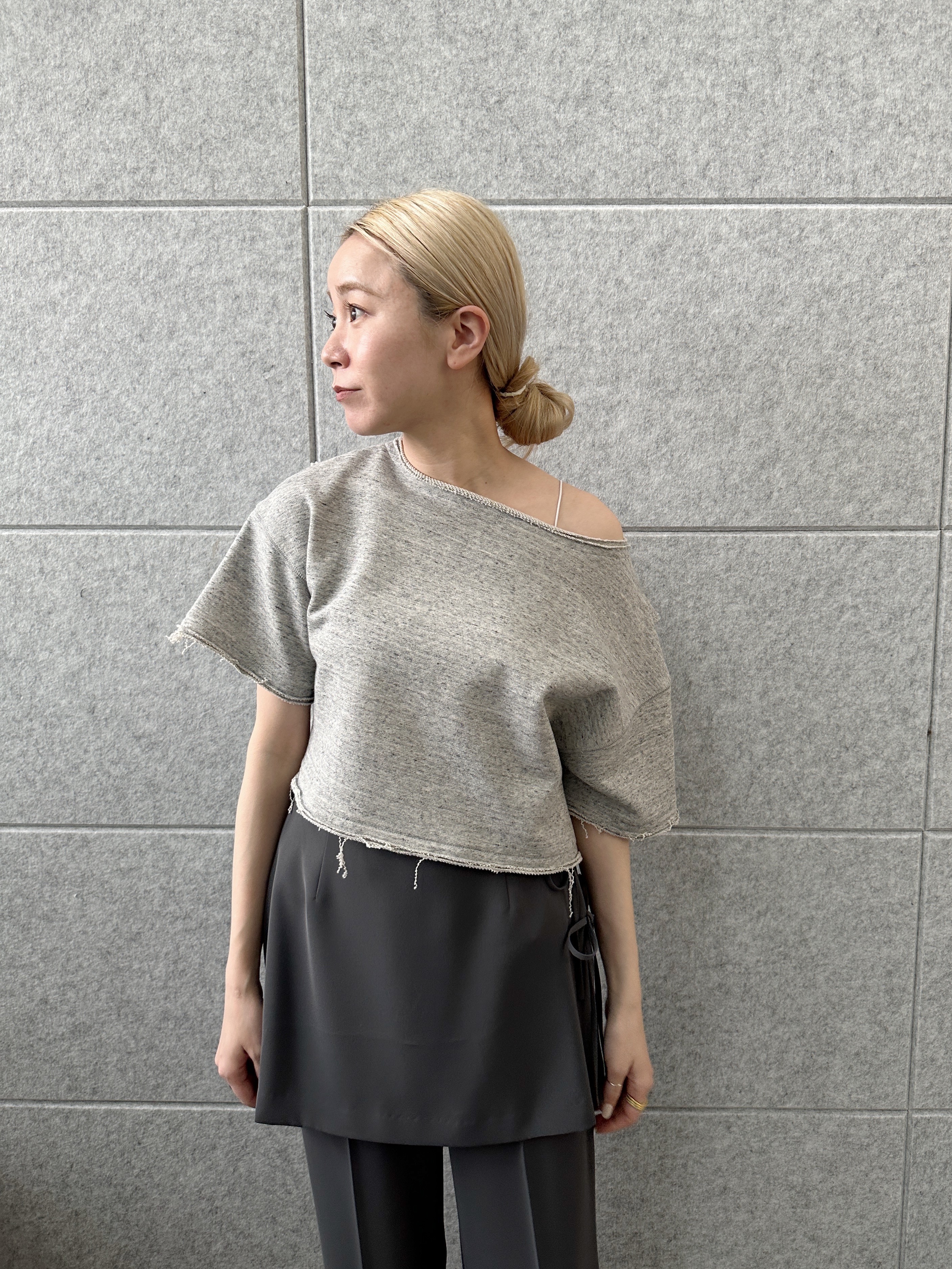 Buyer sakkoさんの「CODE A｜back open half－sleeve sweat」を使ったコーディネート
