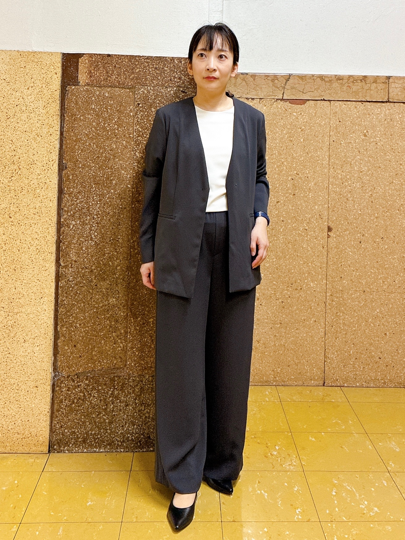 hattoriさんの「INDIVI｜【接触冷感／透湿／着る日傘】ノーカラージャケット」を使ったコーディネート