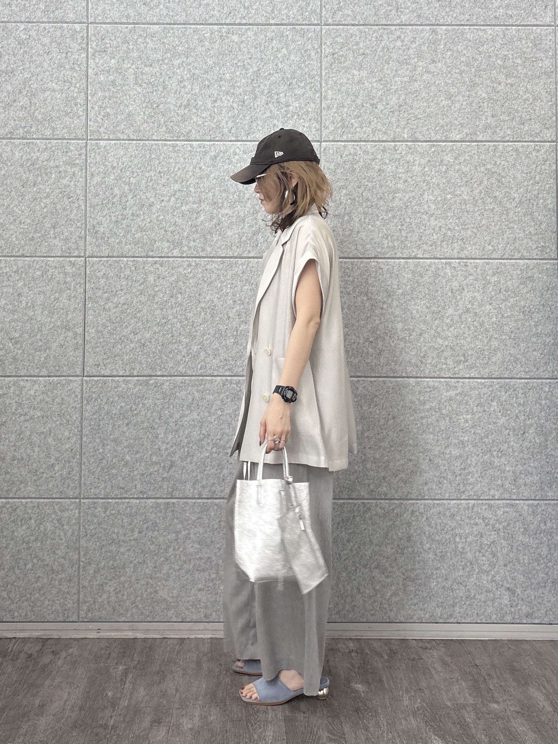 kotakiさんの「INDIVI｜ワッシャーシアー半袖ダブルジャケット」を使ったコーディネート