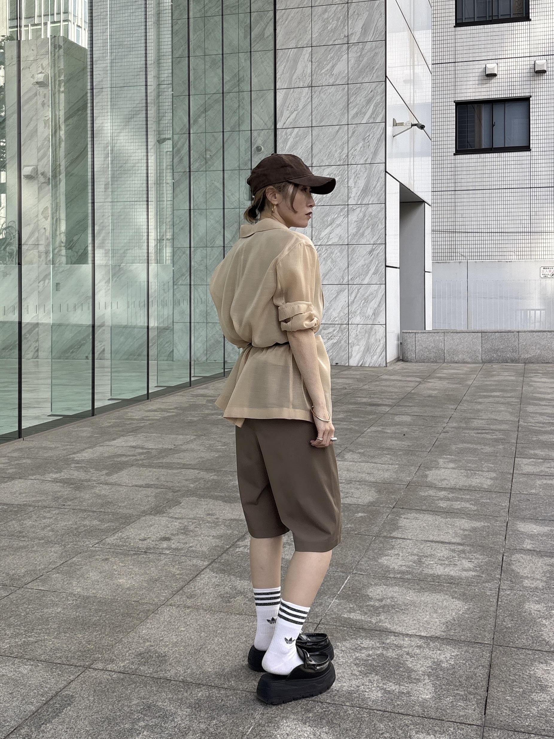 kotakiさんの「INDIVI｜【接触冷感/通気性】シアーシャツジャケット」を使ったコーディネート