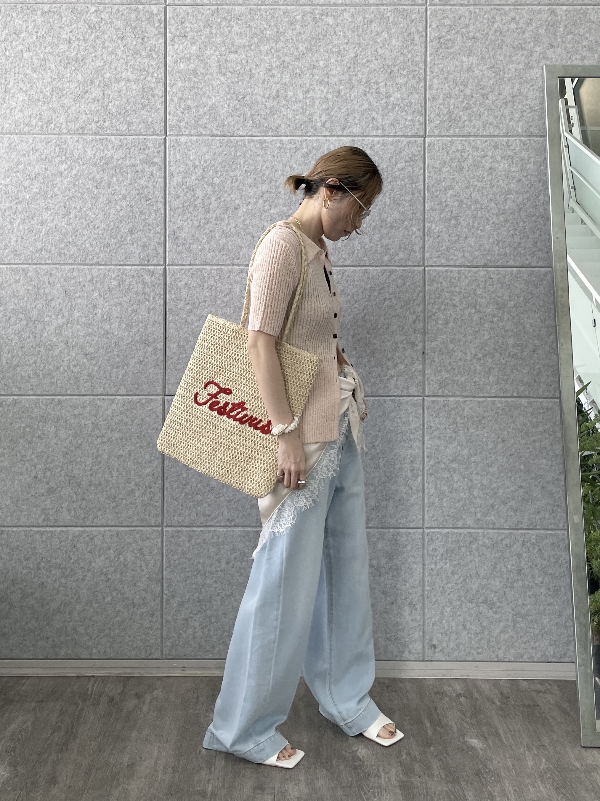 kotakiさんの「INDIVI｜ハーフスリーブポロニットカーデ」を使ったコーディネート