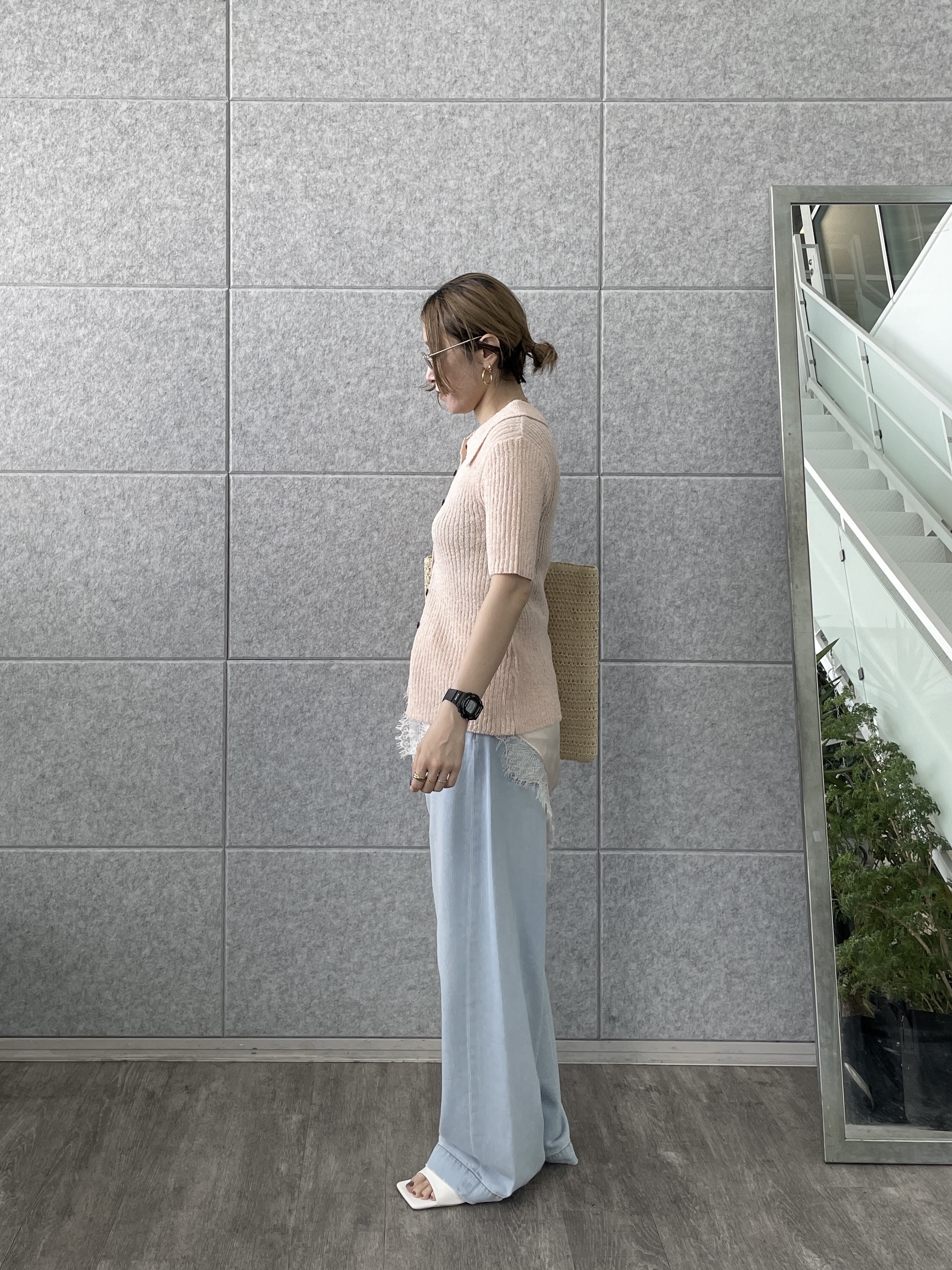 kotakiさんの「INDIVI｜ハーフスリーブポロニットカーデ」を使ったコーディネート