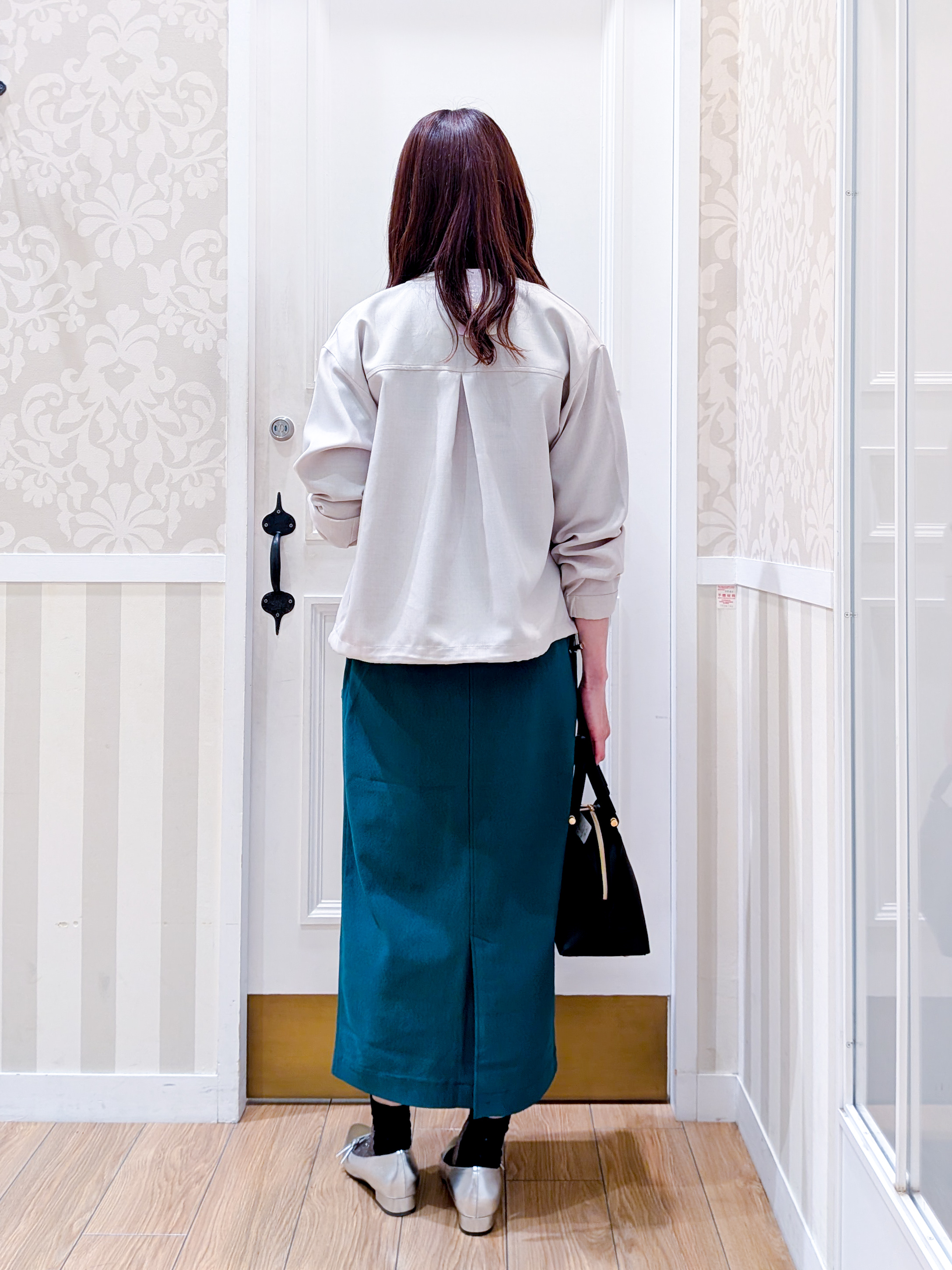 maiさんの「grove｜【洗える】麻調ノーカラーブルゾン」を使ったコーディネート