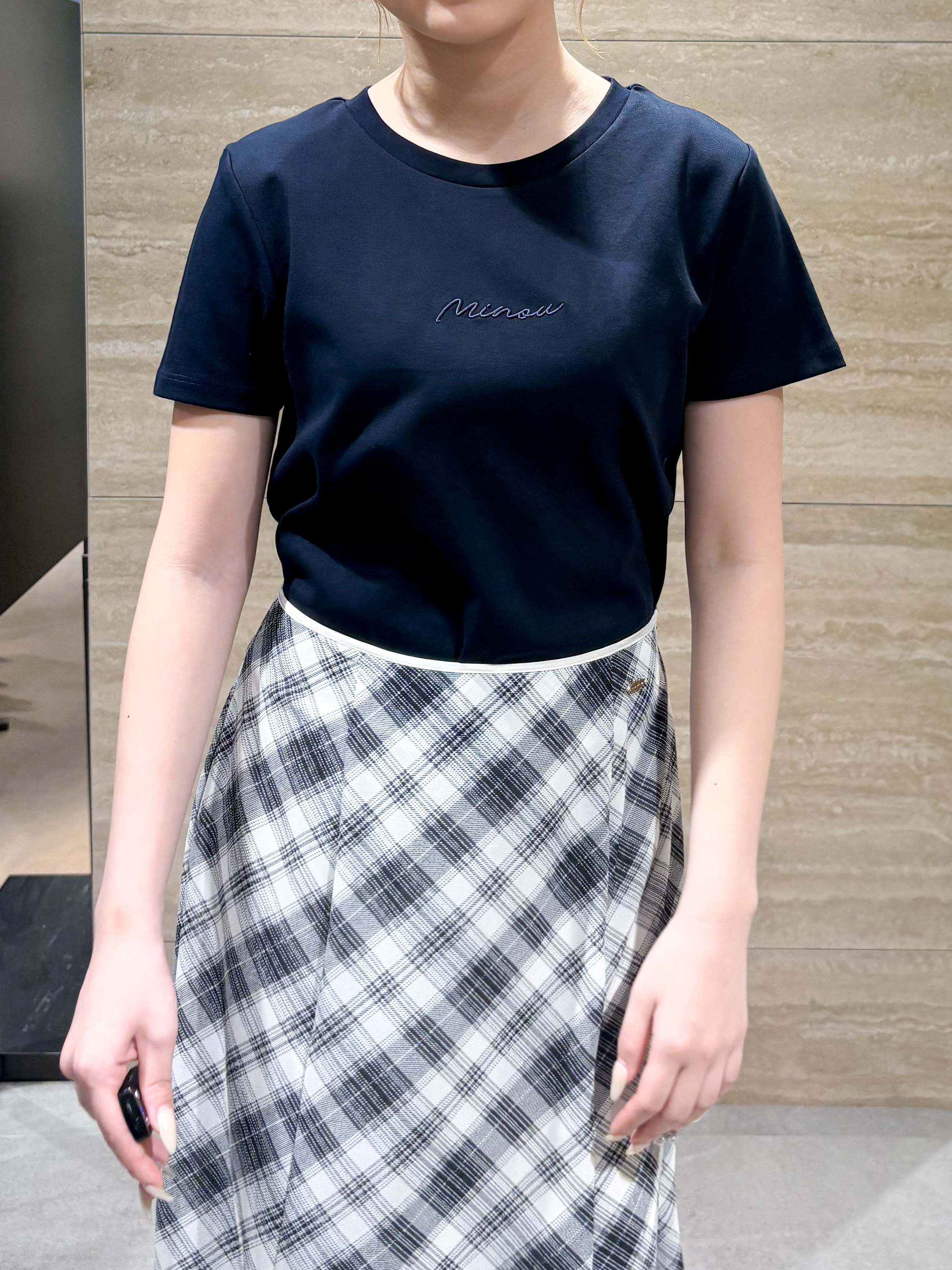 ふうかさんの「index｜【UVケア／接触冷感】フロントロゴ刺繍Tシャツ《洗濯機OK／S-3L／7col》」を使ったコーディネート