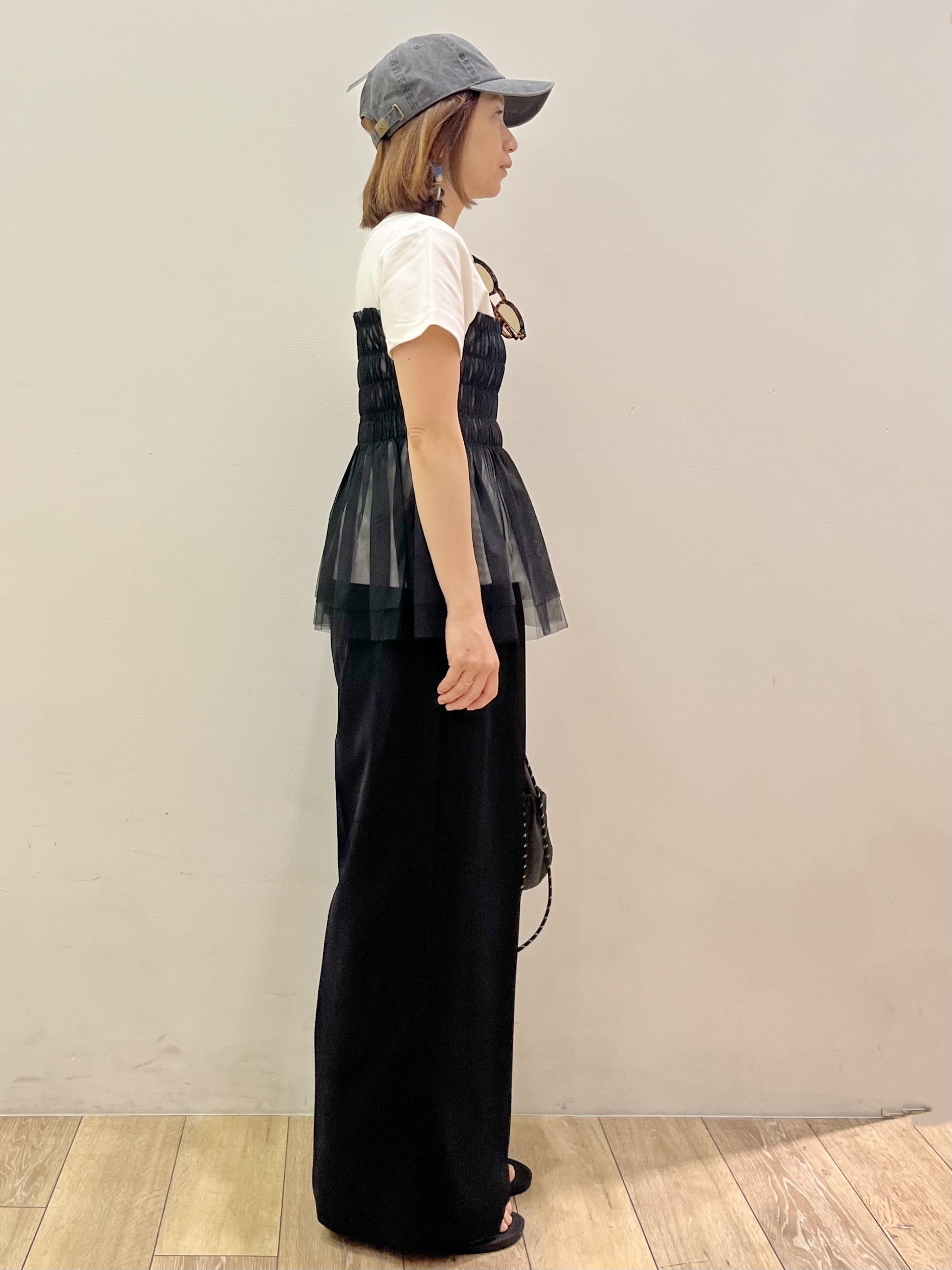 kcさんの「OPAQUE.CLIP｜チュールペプラムトップス【洗濯機OK／接触冷感／UVケア】」を使ったコーディネート