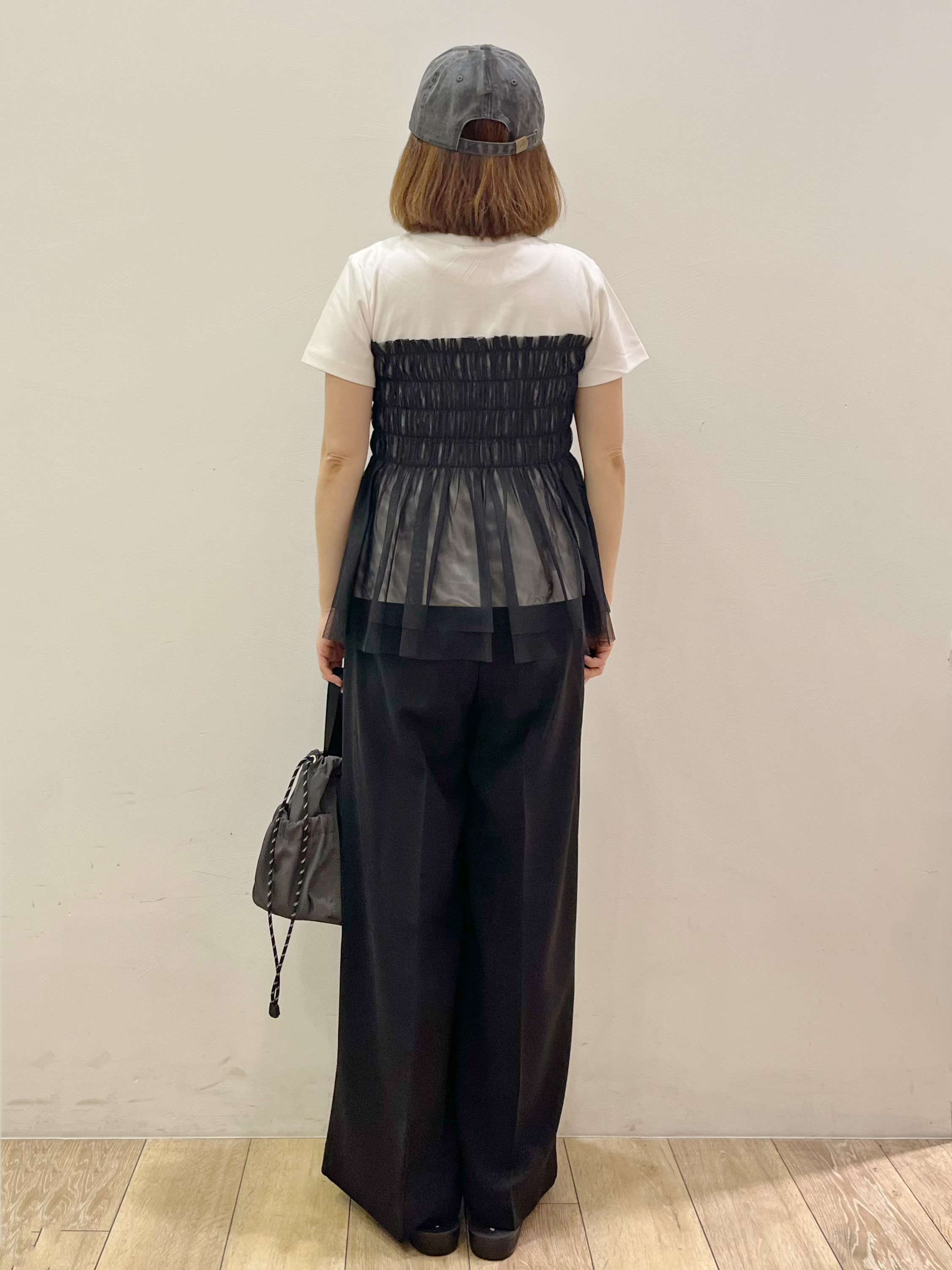 kcさんの「OPAQUE.CLIP｜チュールペプラムトップス【洗濯機OK／接触冷感／UVケア】」を使ったコーディネート