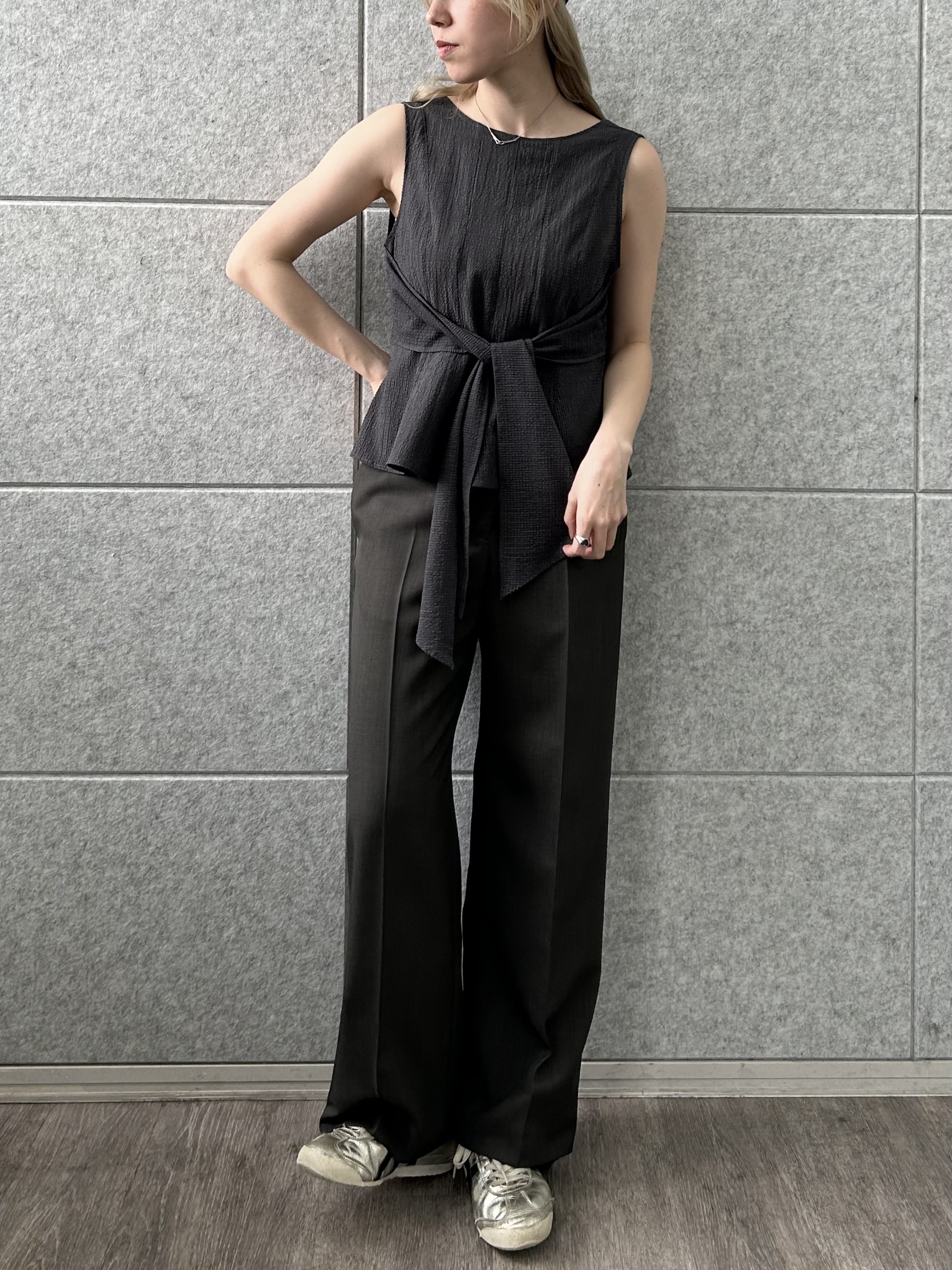 honoka Aさんの「CODE A｜back ribbon flare tops」を使ったコーディネート