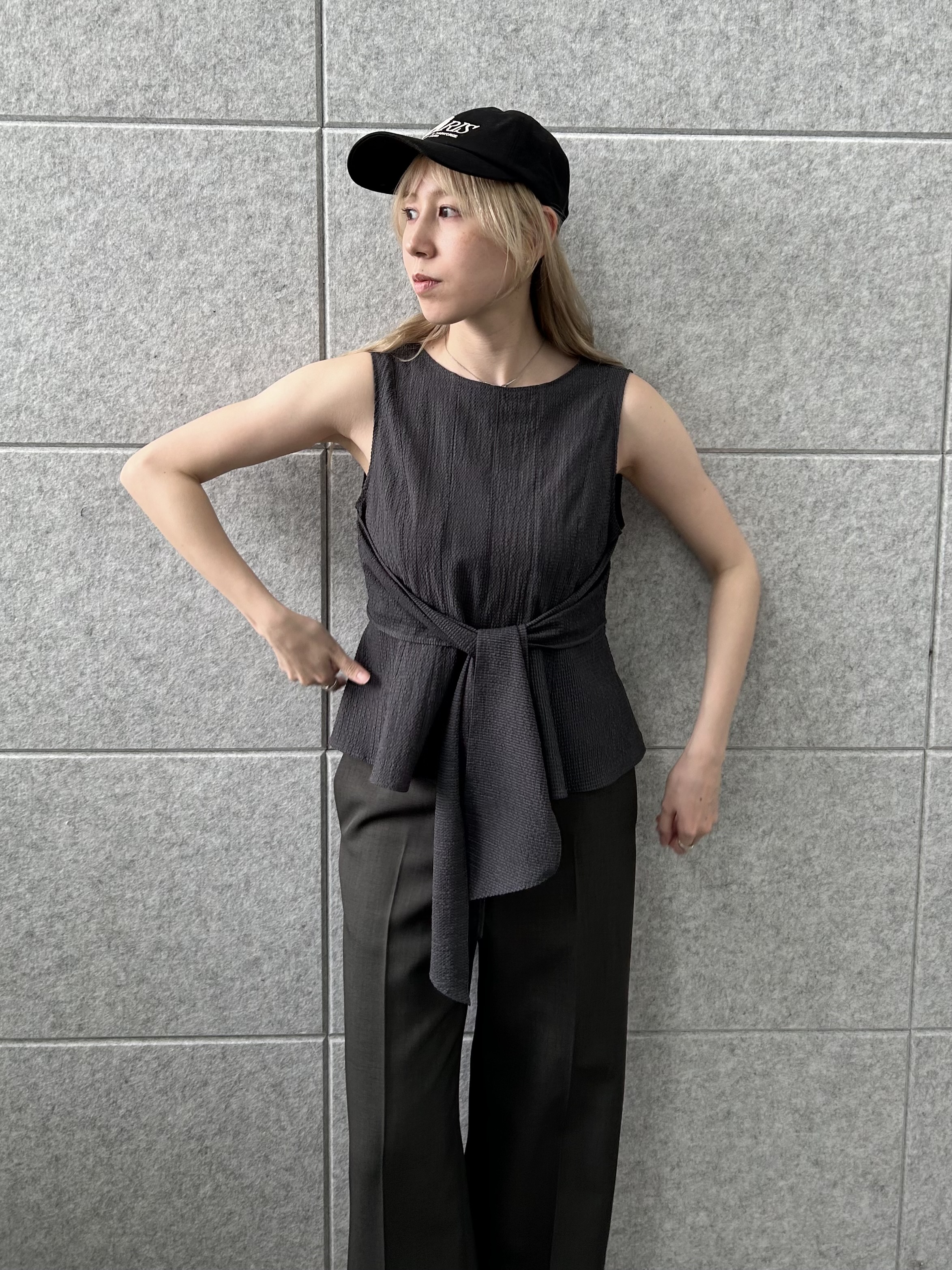 honoka Aさんの「CODE A｜back ribbon flare tops」を使ったコーディネート